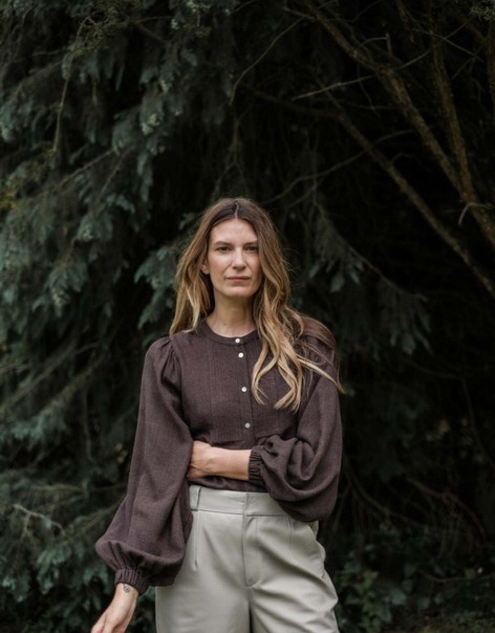 Ruby Tuesday Ide long pleated blouse OXBLOOD RED