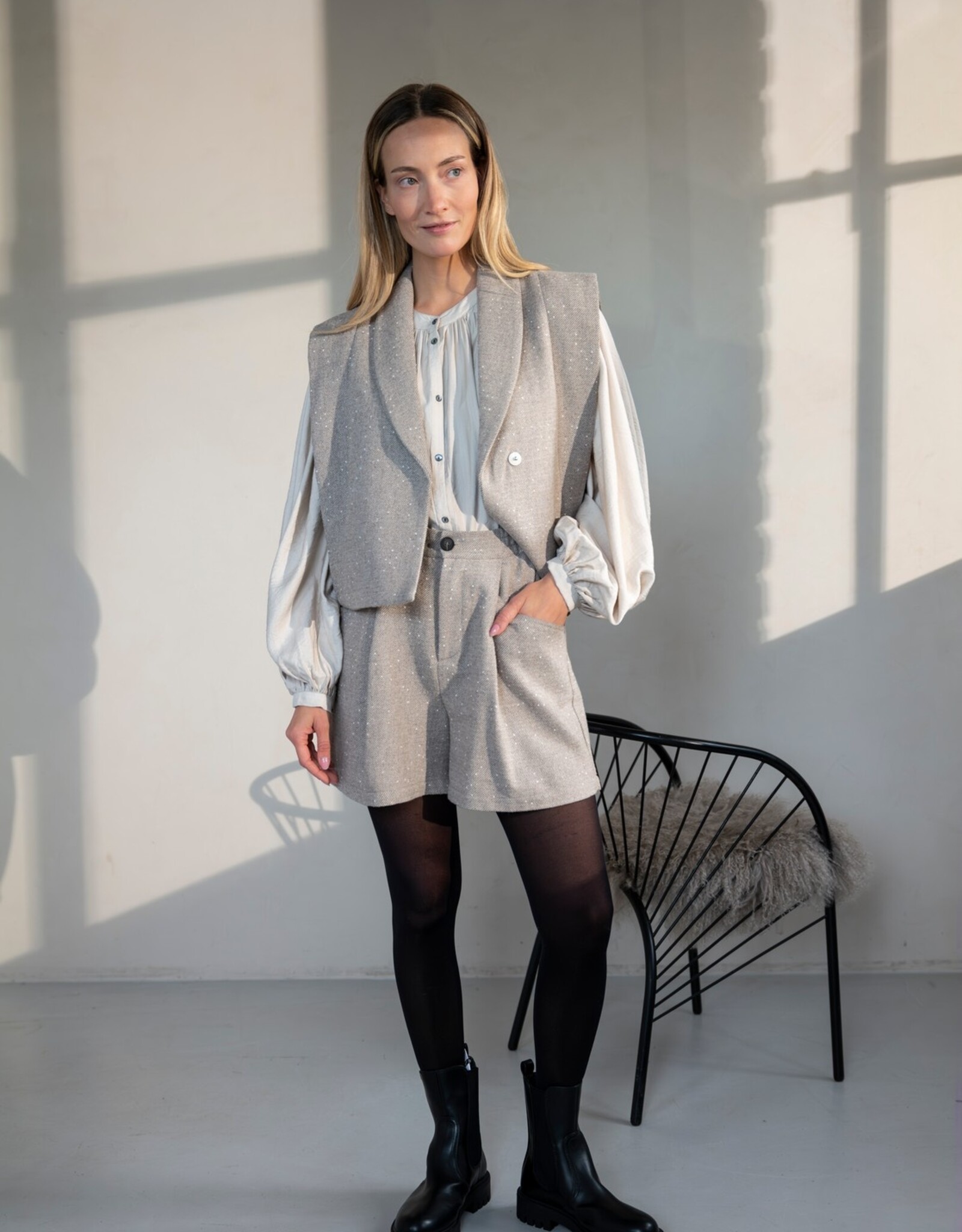 Ruby Tuesday Chava woolen scarf collar gilet TAUPE MELANGE