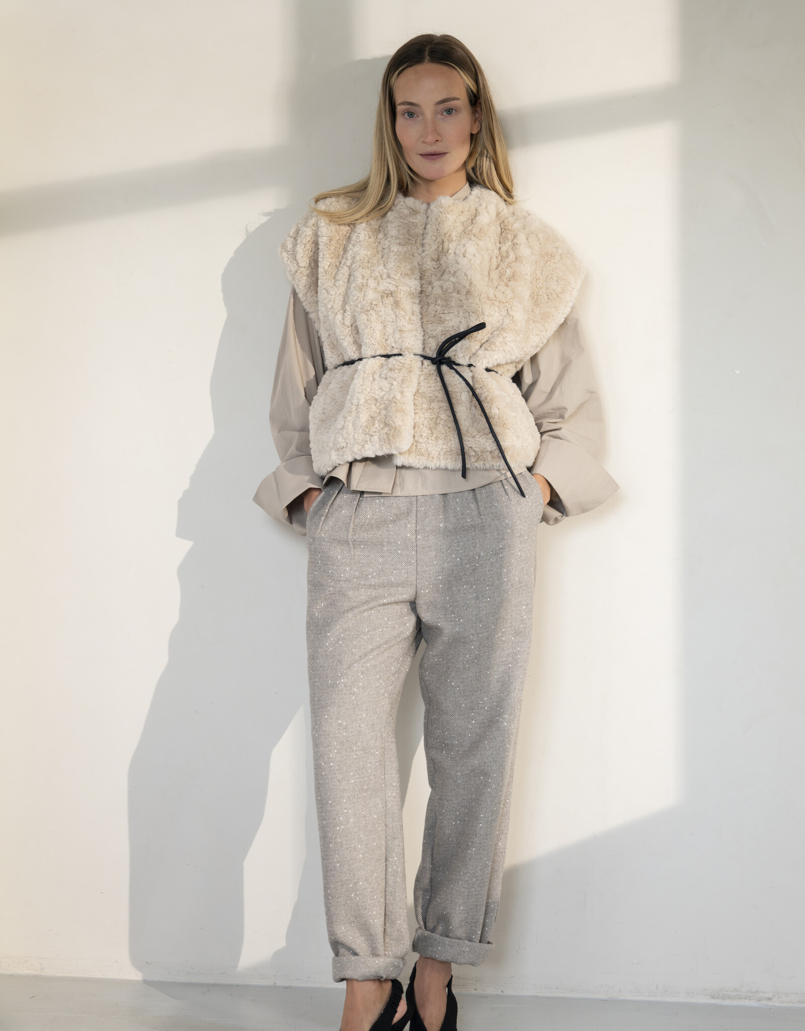 Ruby Tuesday Iann fake fur gilet Sand