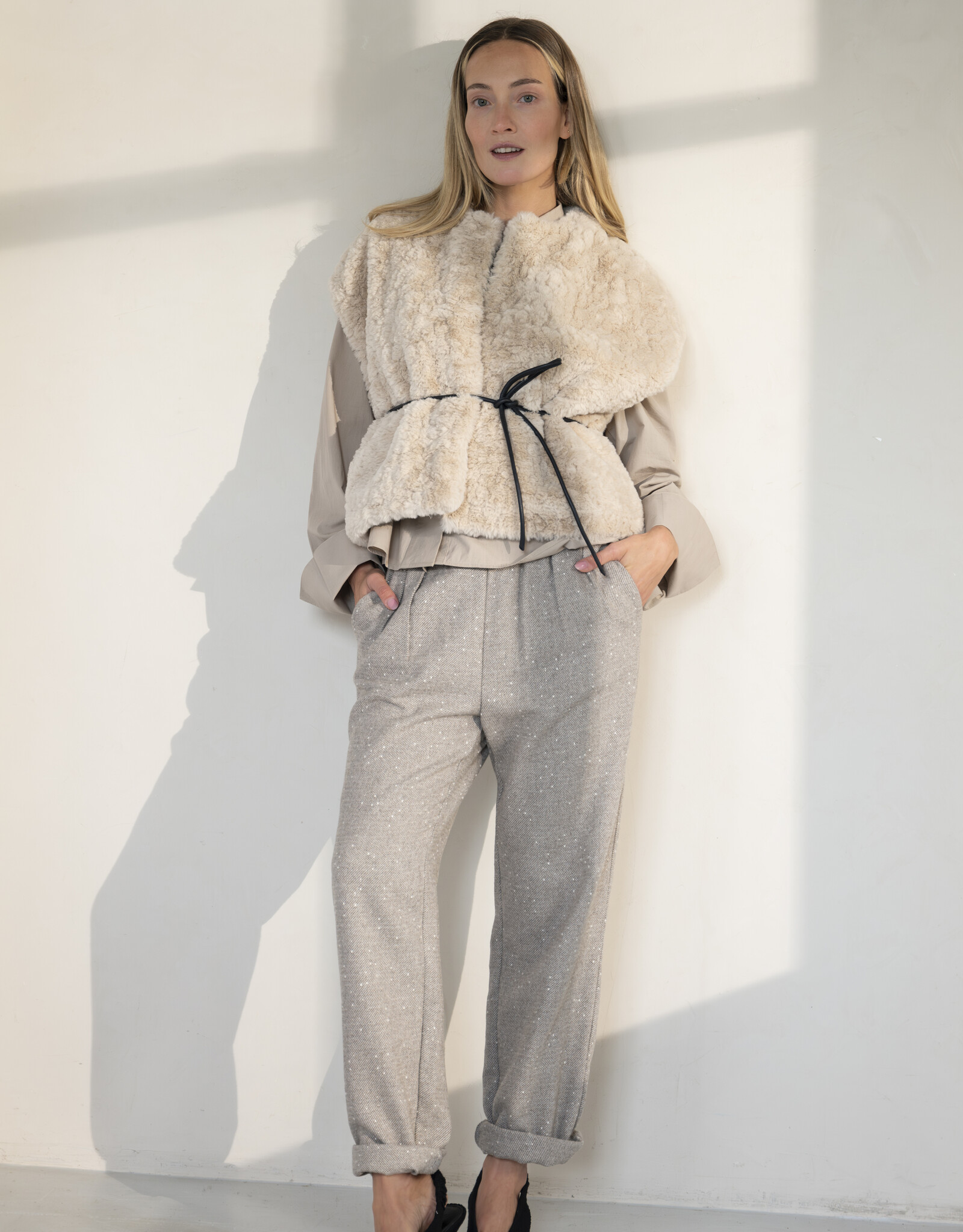 Ruby Tuesday Iann fake fur gilet Sand