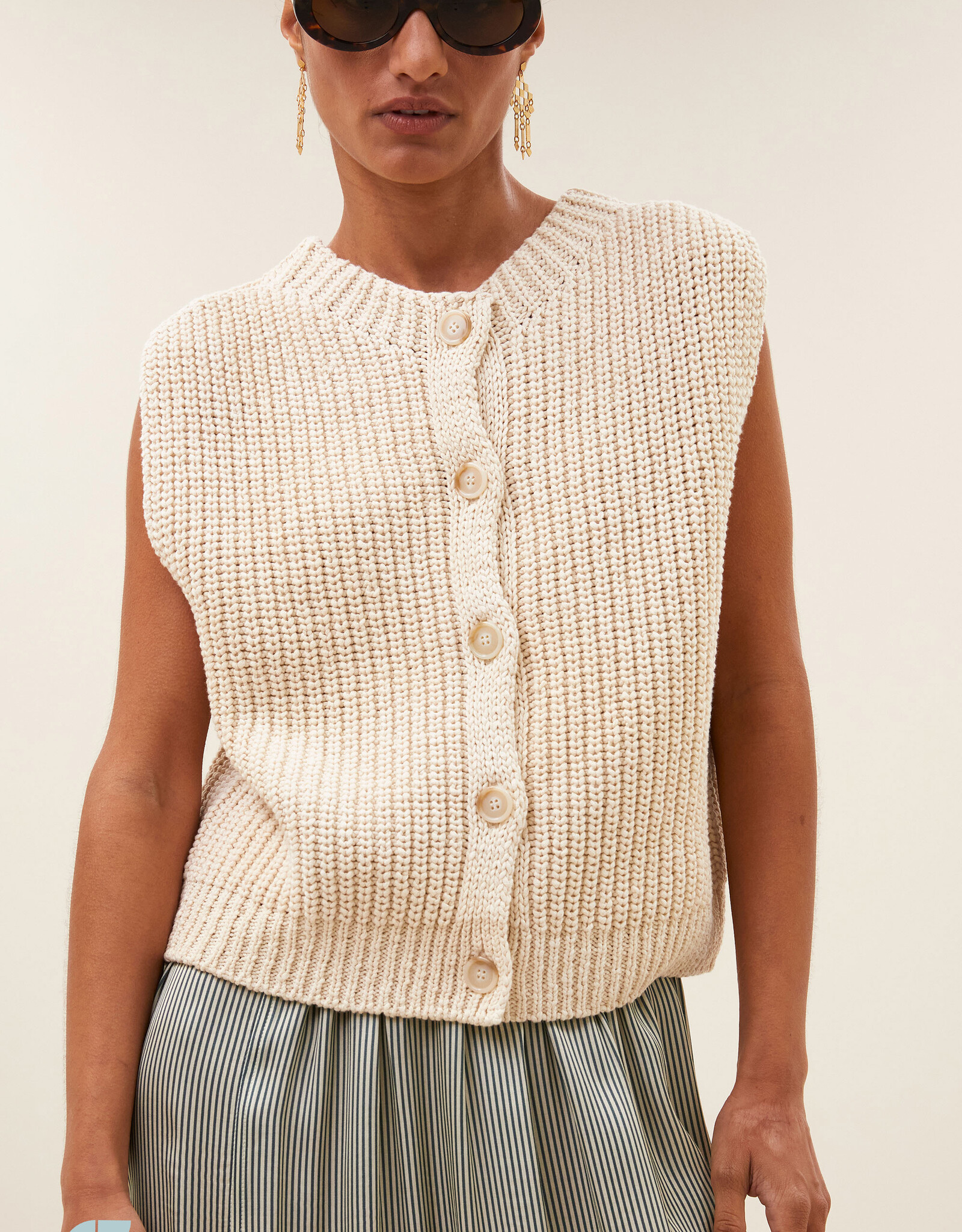 By-bar nori fifa spencer almond