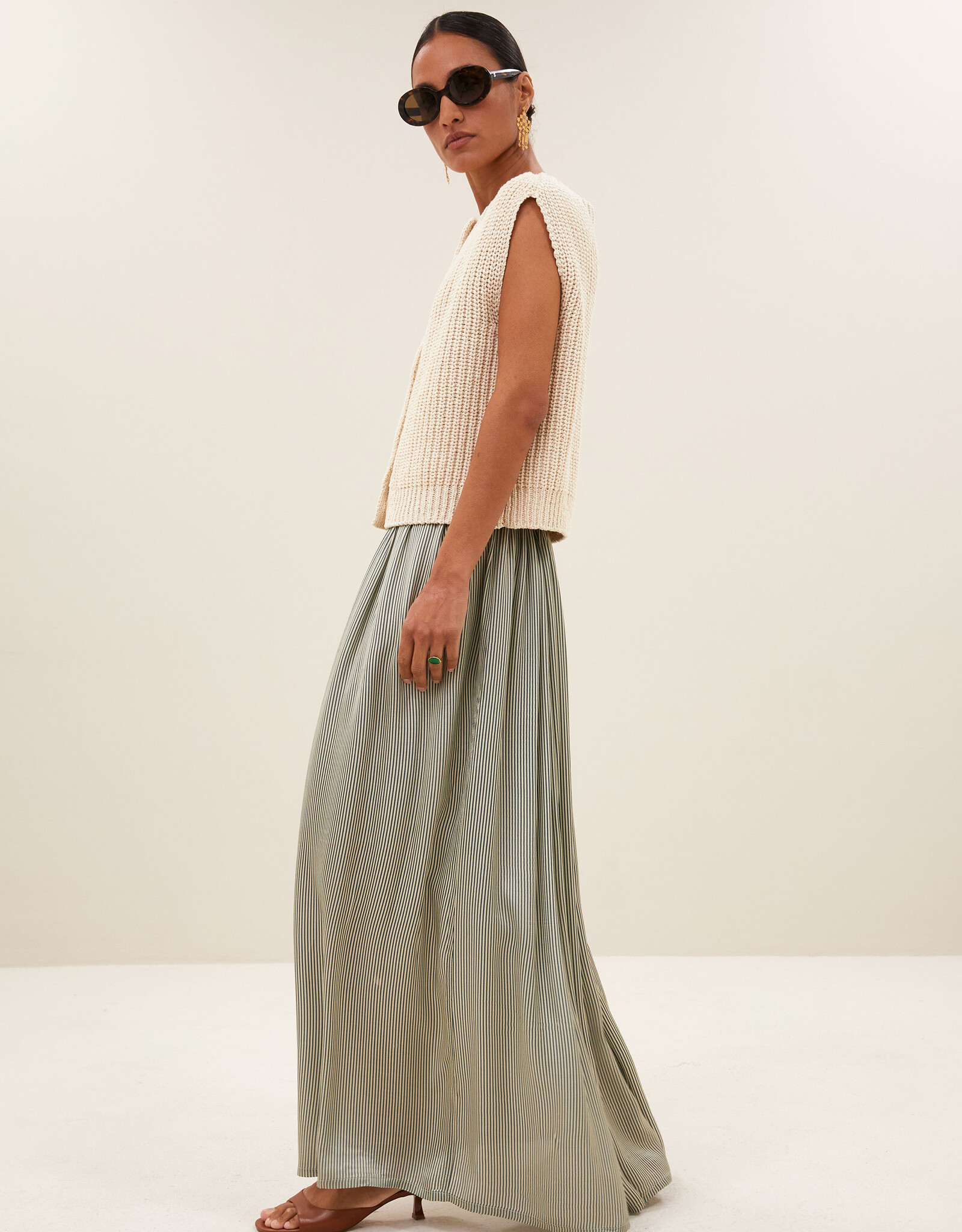 By-bar nori fifa spencer almond