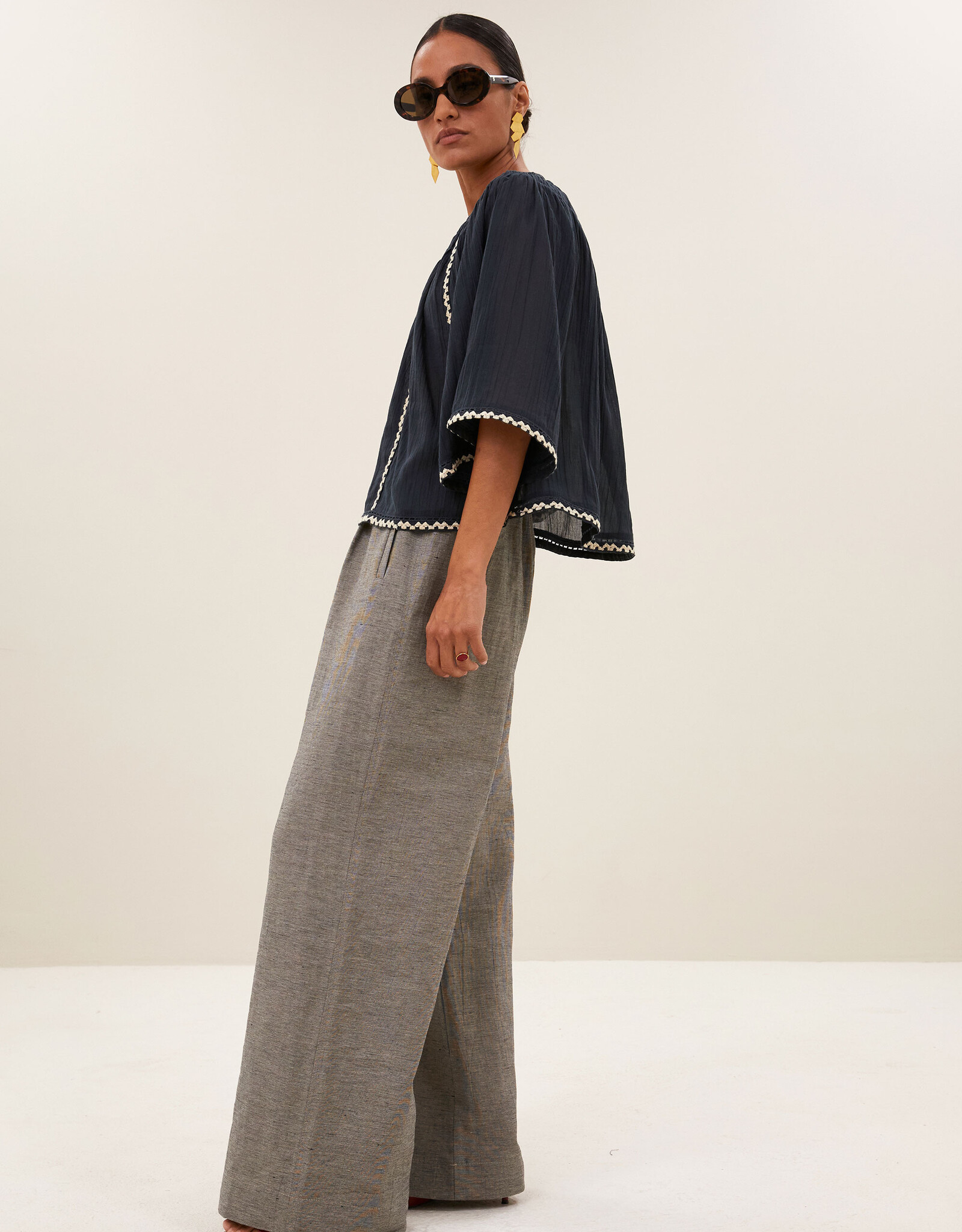 By-bar emmi embroidery blouse charcoal