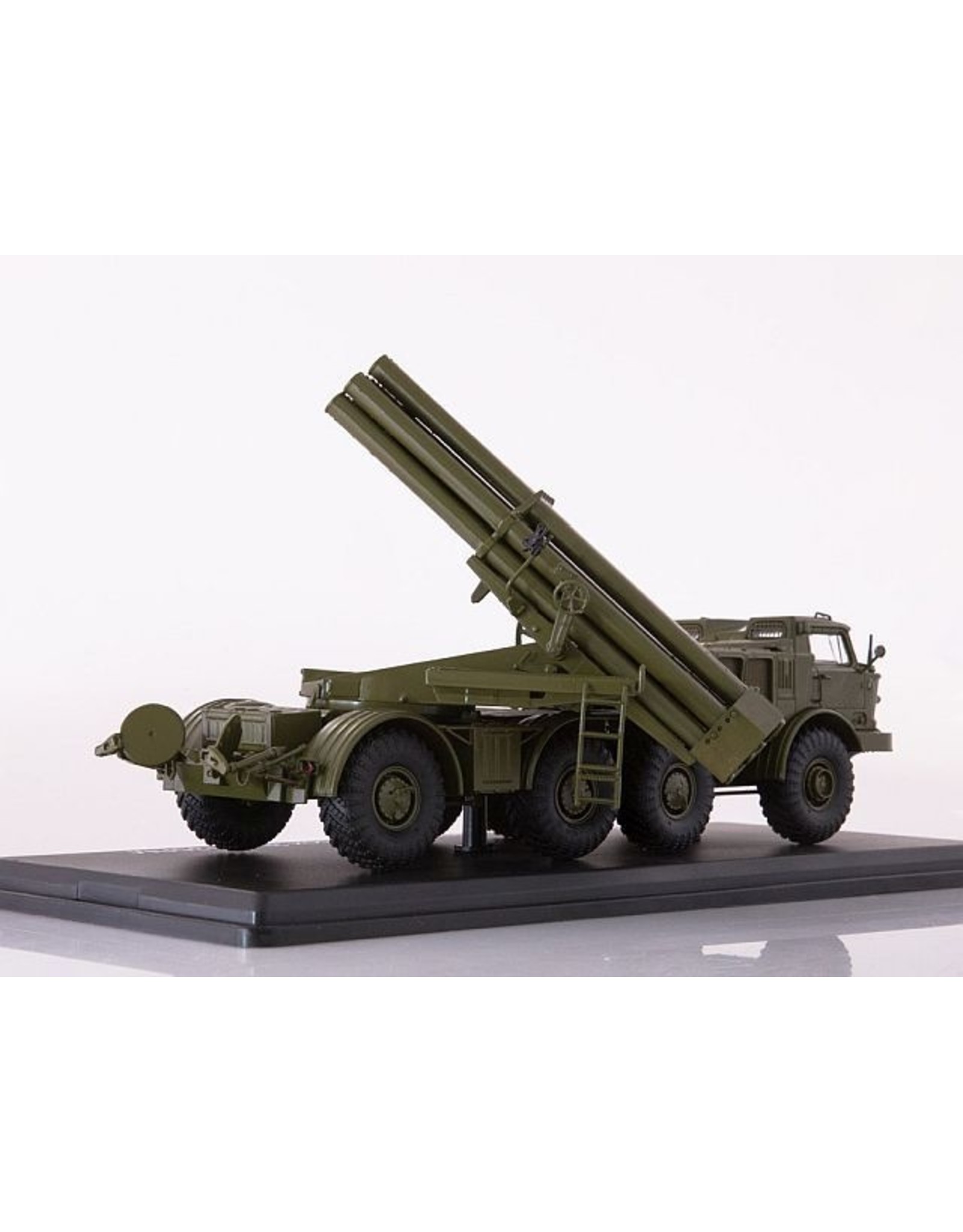 ZiL MISSILE LAUNCHER 9P140 9K57(ZiL-135LM)