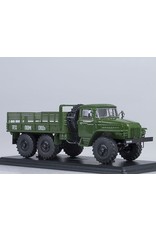 URAL AUTOMOTIVE PLANT URAL-375D FLATBED TRUCK(khaki)