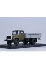 GAZ GAZ-3307 FLATBED TRUCK(khaki/grey)