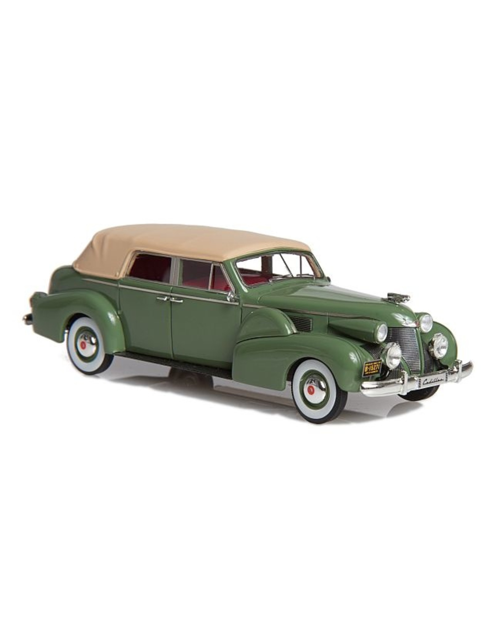 Cadillac by Fleetwood. CADILLAC SERIE 75 CABRIOLET BY FLEETWOOD(1939)closed roof-green