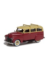 Chevrolet CHEVROLET SUBURBAN -MET ZIJSCHORTEN EN ENKELE ACHTERDEUR(1949-53)beige/chestnut brown