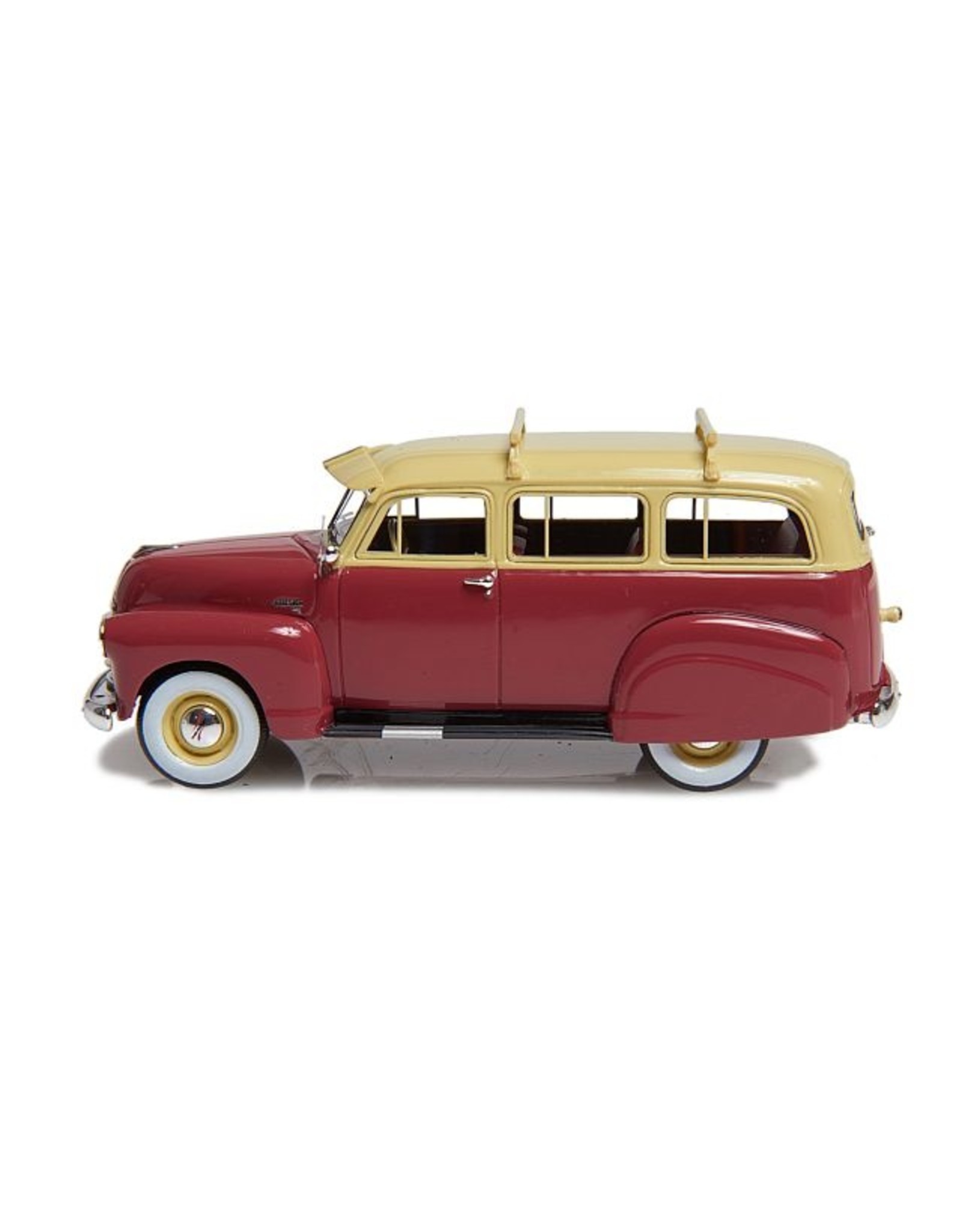 Chevrolet CHEVROLET SUBURBAN -MET ZIJSCHORTEN EN ENKELE ACHTERDEUR(1949-53)beige/chestnut brown