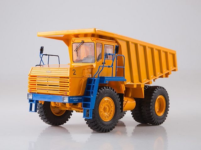 Art-Toys - BELAZ-7547 quarry dump truck(yellow/blue). Art-Toys - BELAZ-7547 quarry dump truck(yellow/blue).