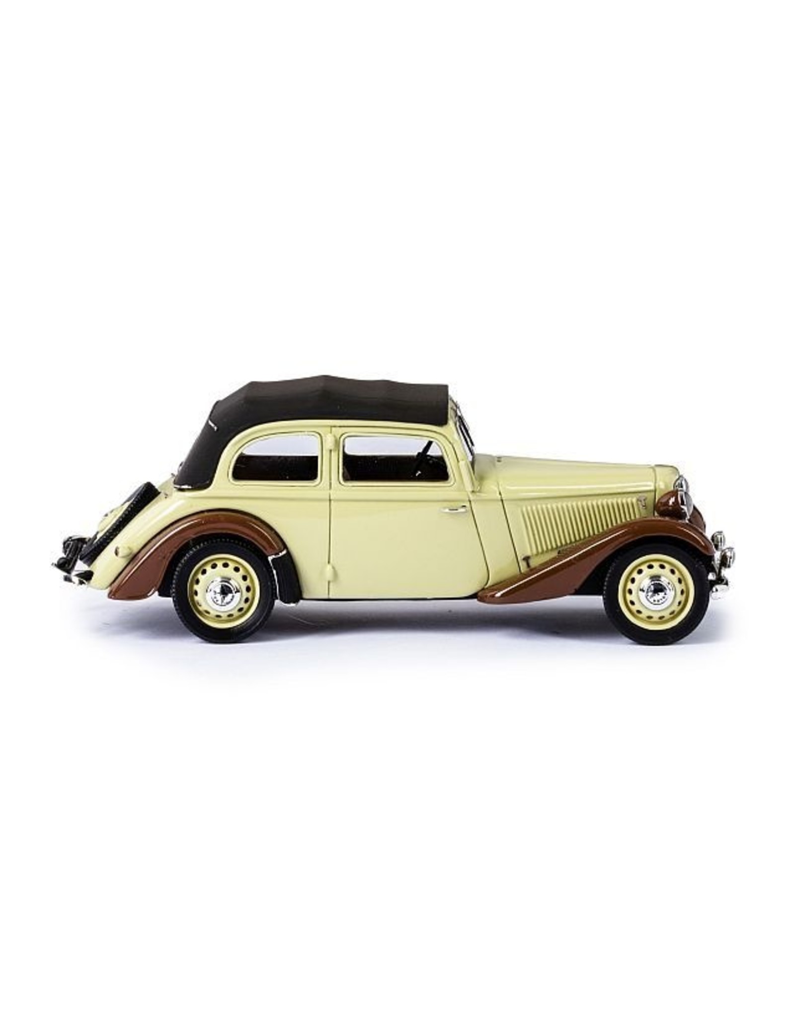 Adler Adler Trumpf Junior cabrio-limousine 2-door(closed top)1934-41.
