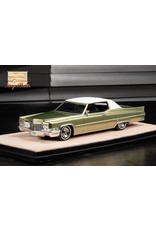 Cadillac(General Motors) Cadillac Coupe Deville(1969)Palmetto green metallic