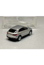 Audi Audi Q3(silver metallic)