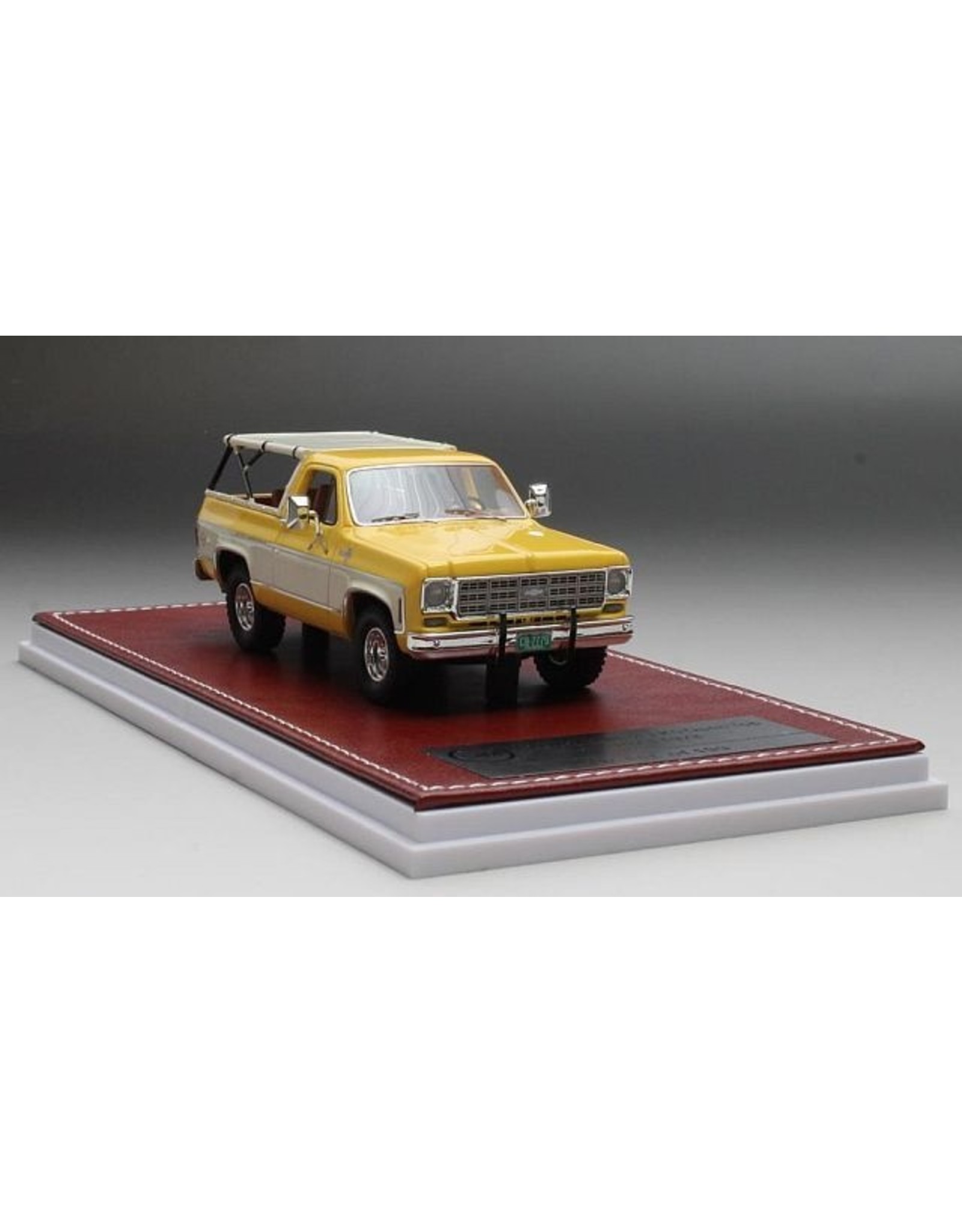 Chevrolet Chevrolet Blazer K5(open top)yellow/white(1973-78).