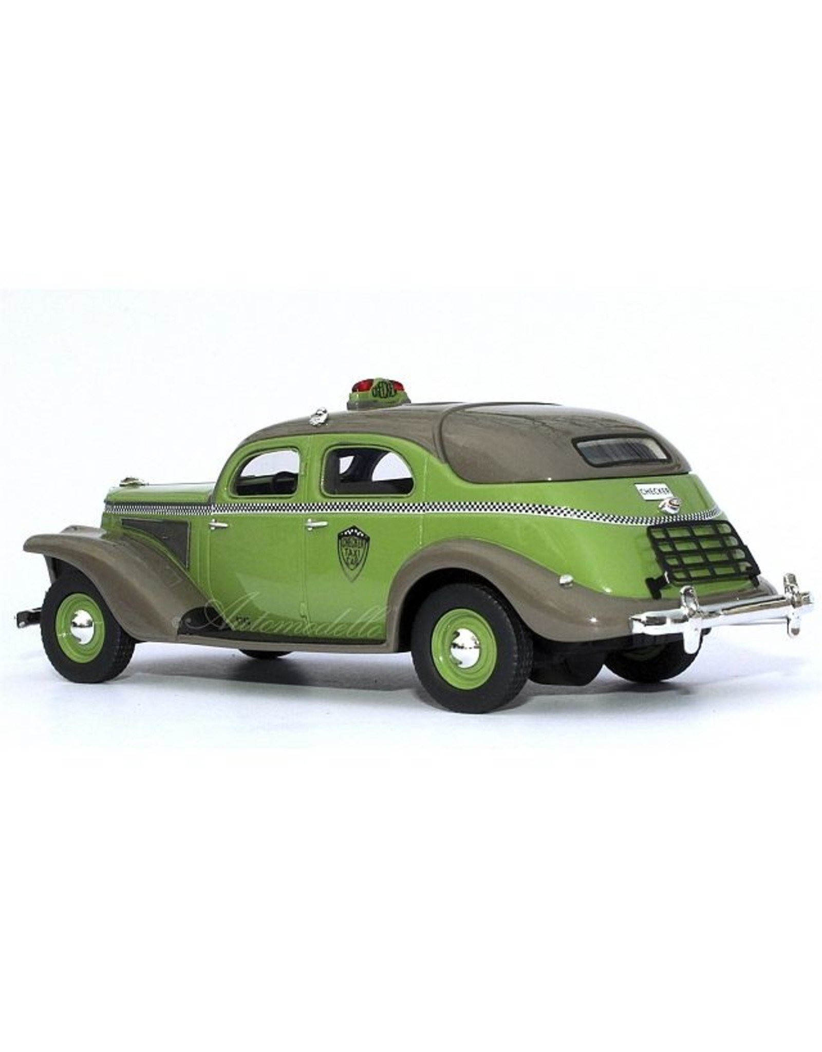 CHECKER Checker Model A(1940-41)green for Chicago Kalamazoo