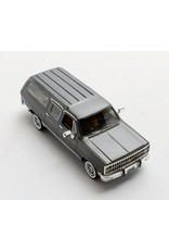 Chevrolet Chevrolet Suburban(1981)grey/silver