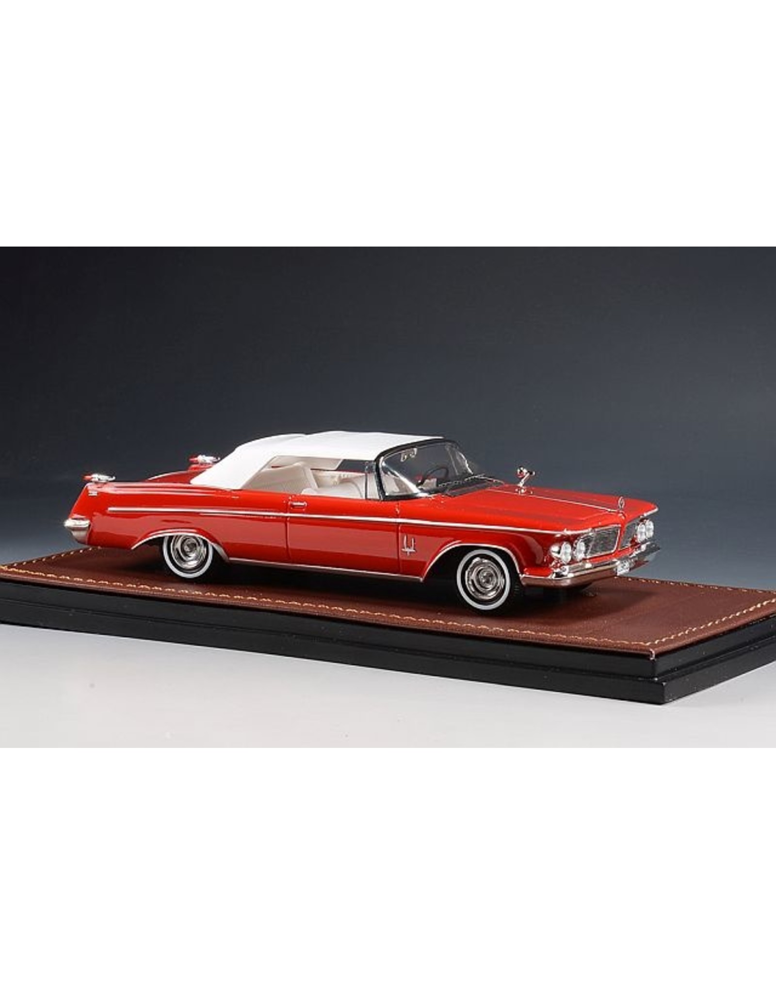 Imperial(Chrysler) Imperial Crown convertible(1962)closed top(red).