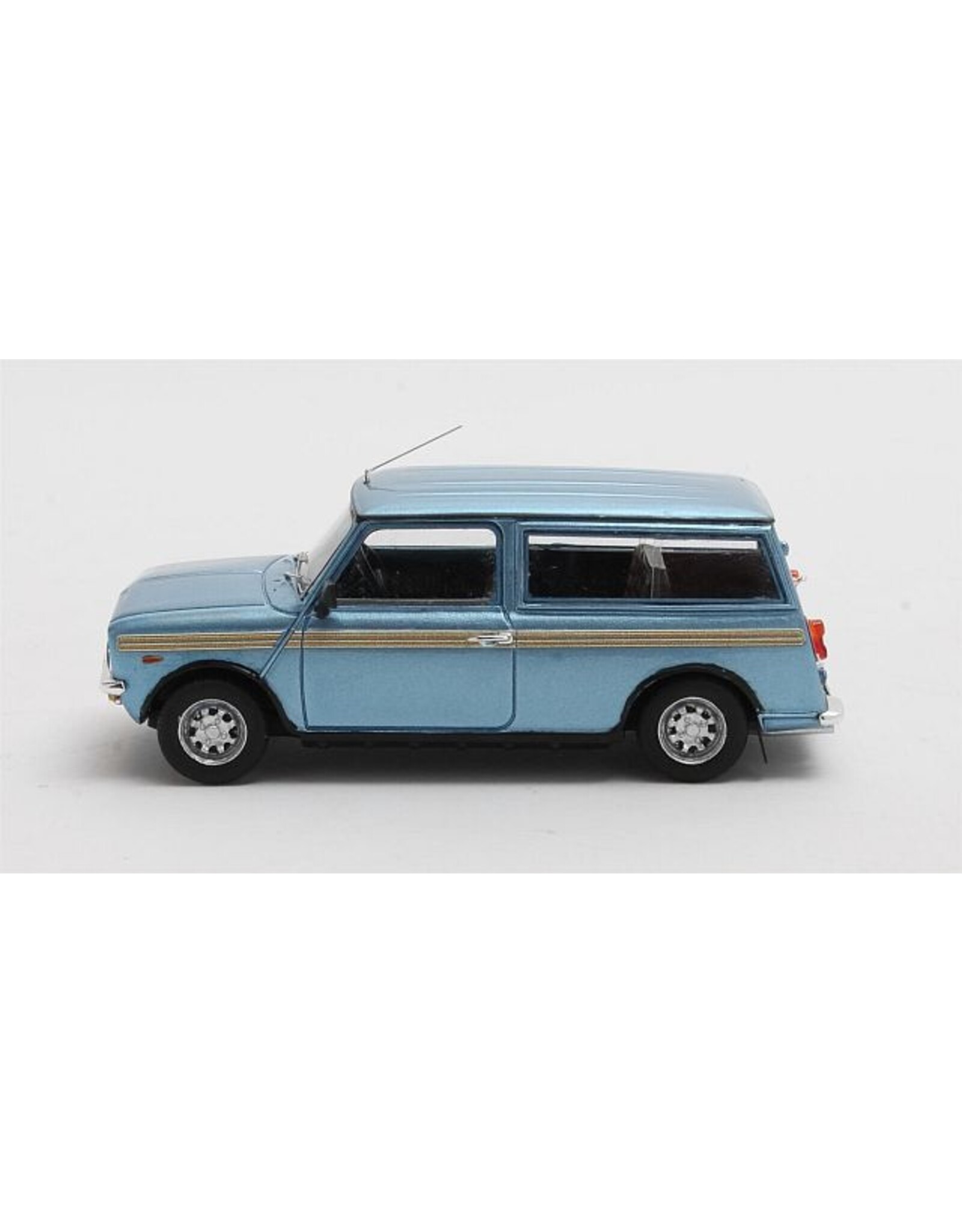 BMC(The British Motor Corporation Ltd) Mini Clubman Estate(1969-80)blue metallic