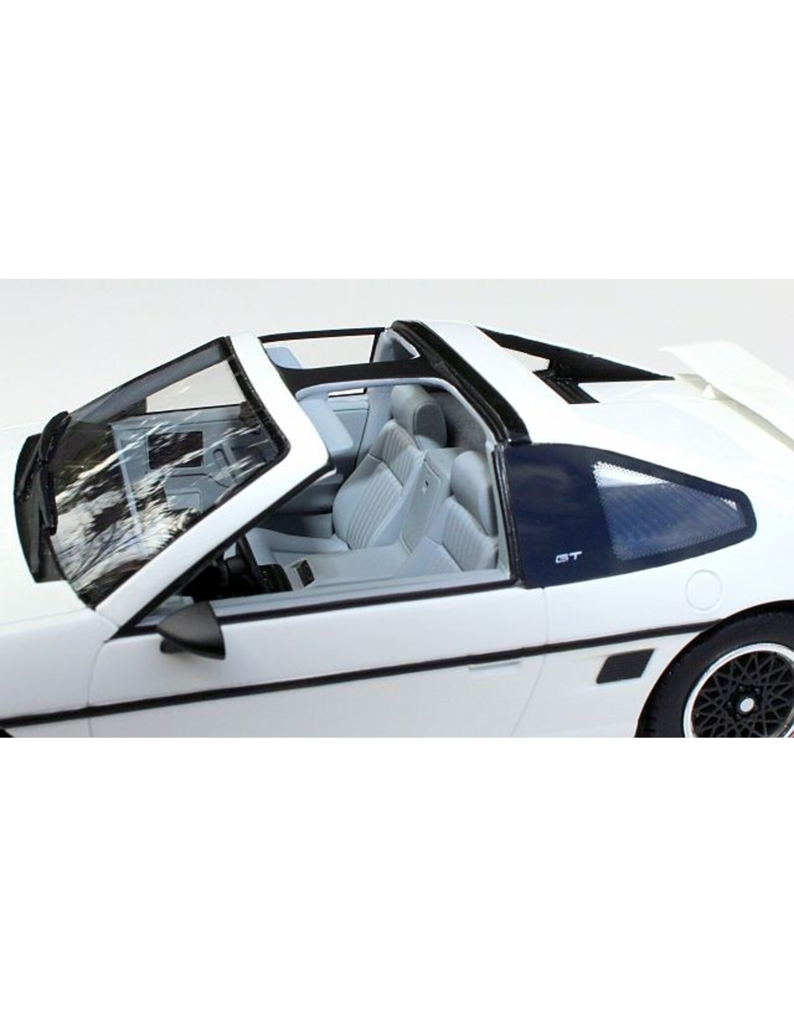 Pontiac Pontiac Fiero GT(1988)white