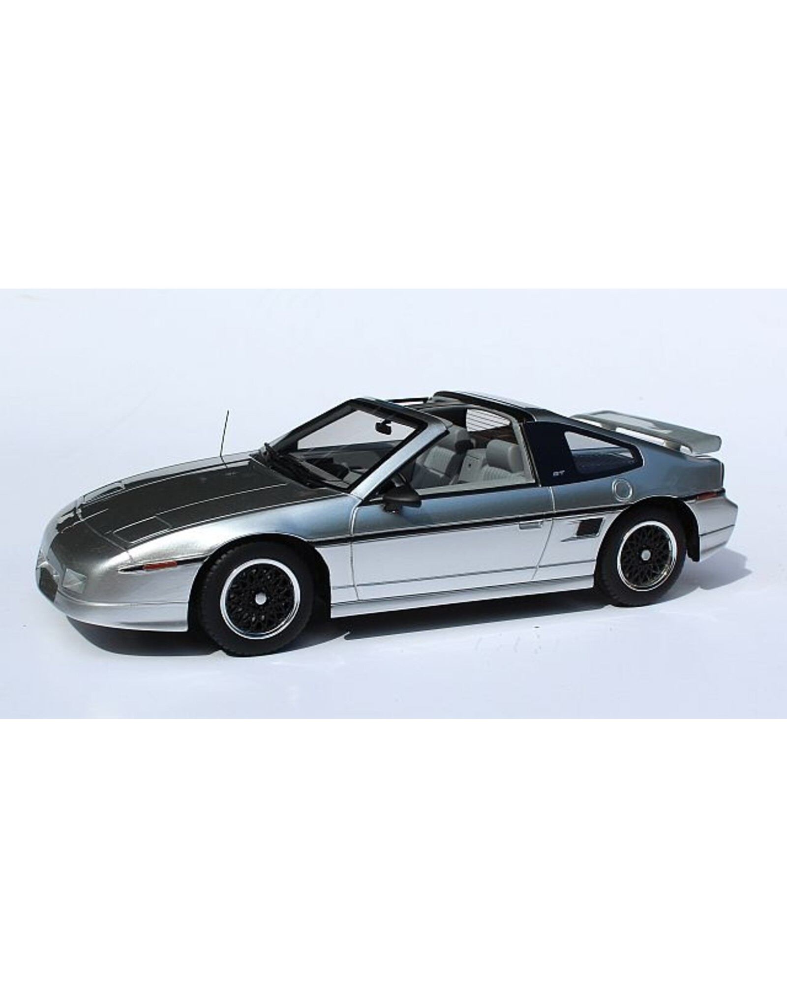 Pontiac Pontiac Fiero GT(1988)silver