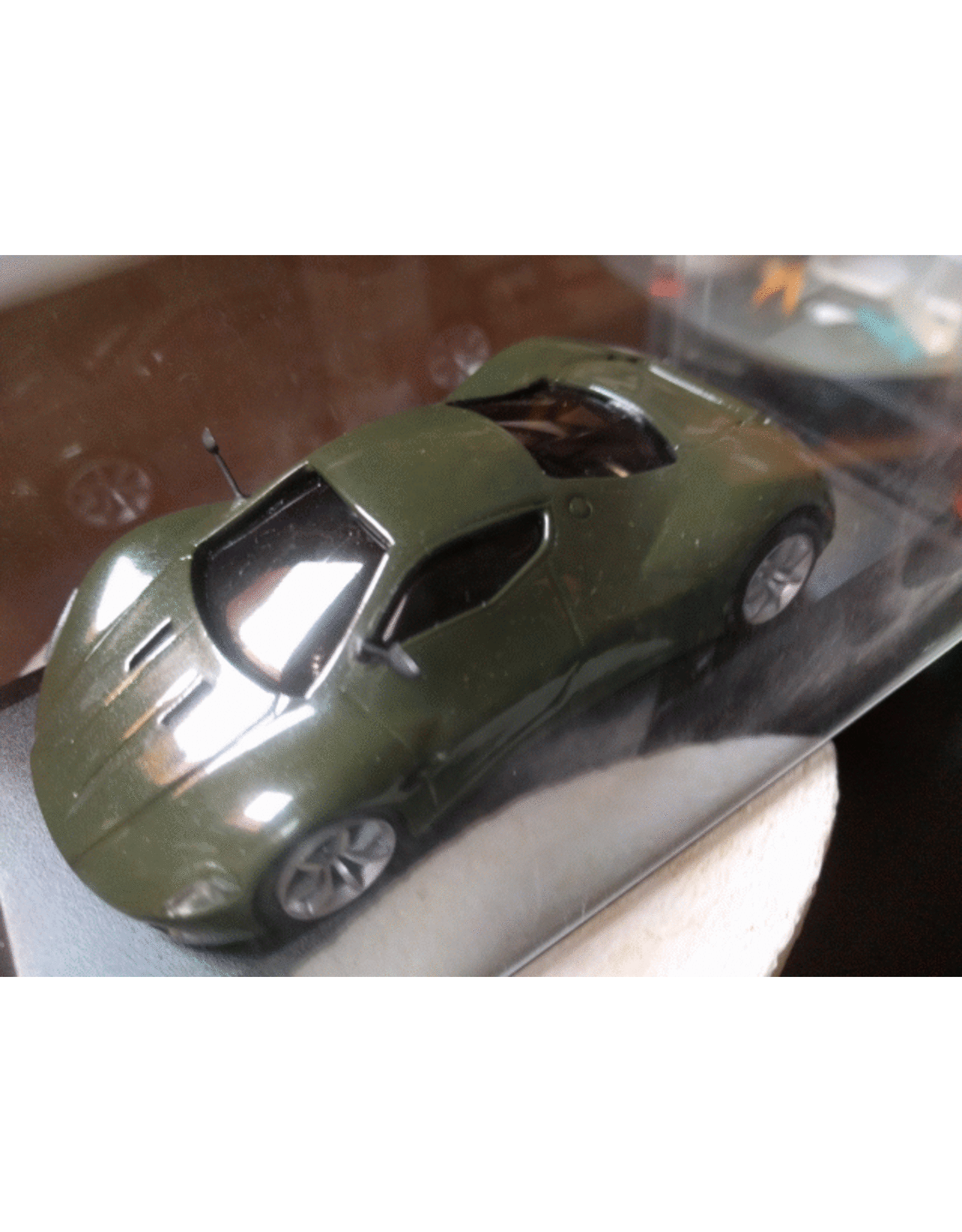 Aston Martin Aston Martin AMV10