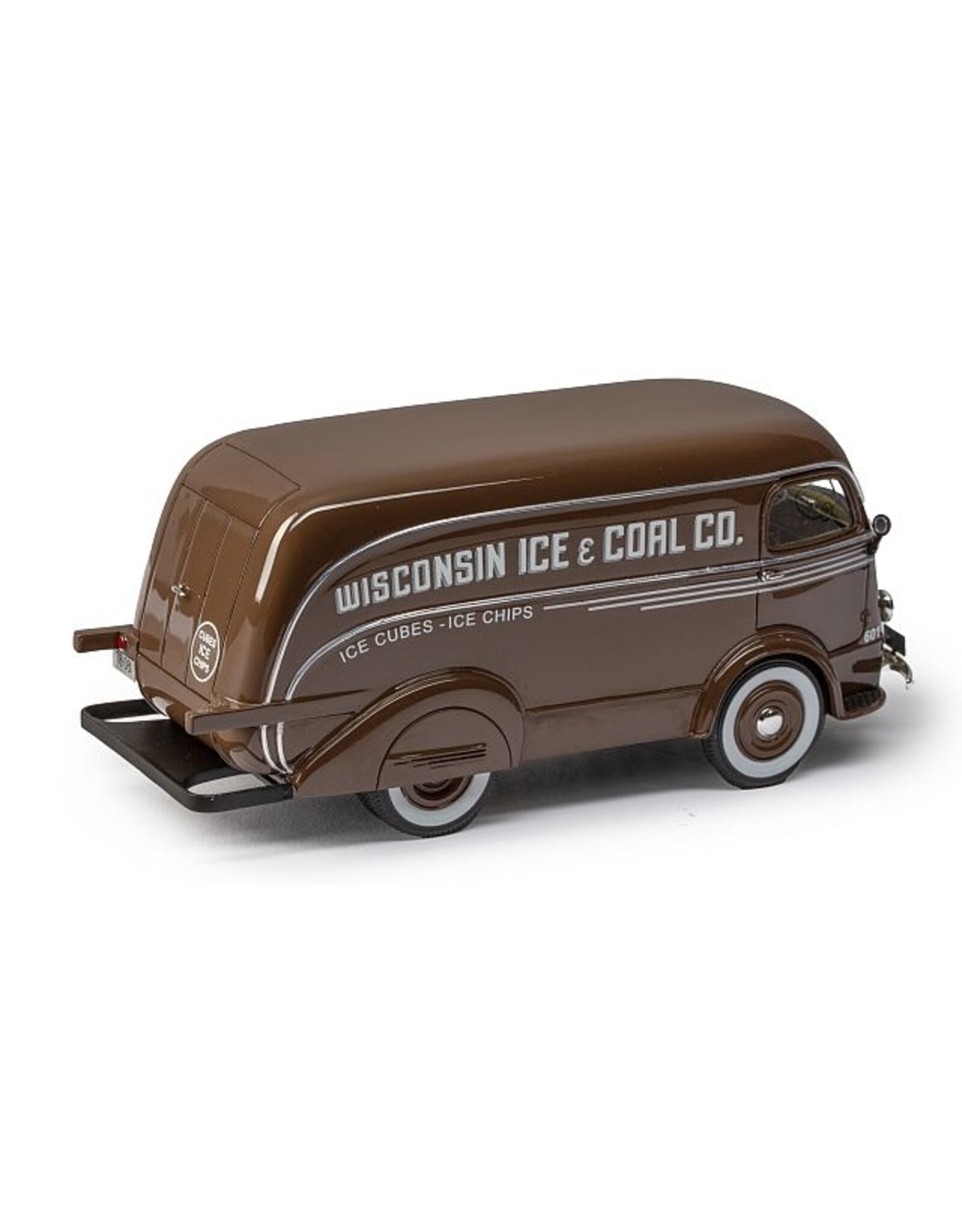 International Harvester International D-300(1938)Wisconsin Ice Co. Van No.601(brown)