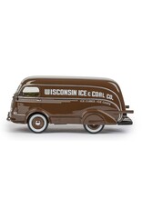 International Harvester International D-300(1938)Wisconsin Ice Co. Van No.601(brown)