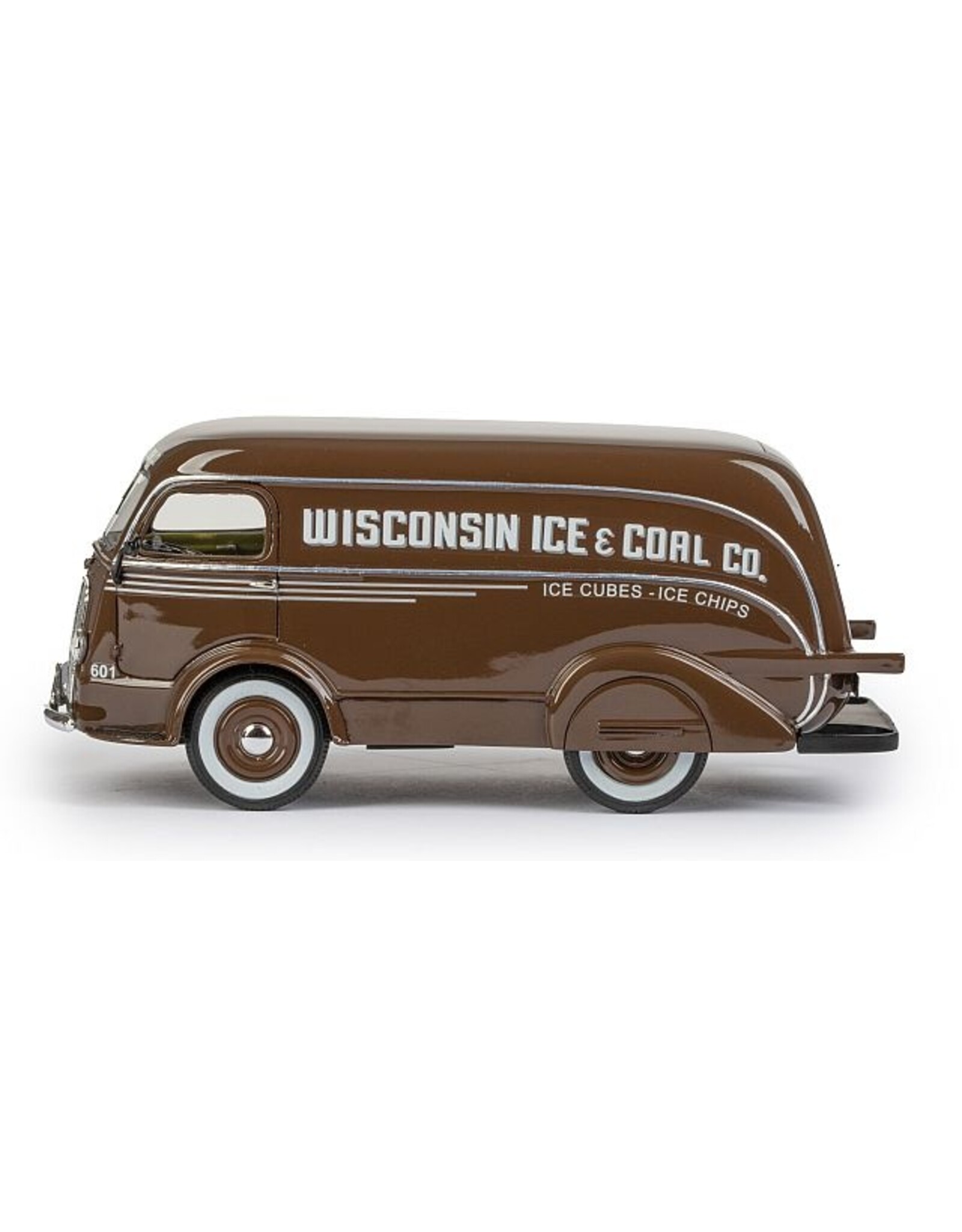 International Harvester International D-300(1938)Wisconsin Ice Co. Van No.601(brown)