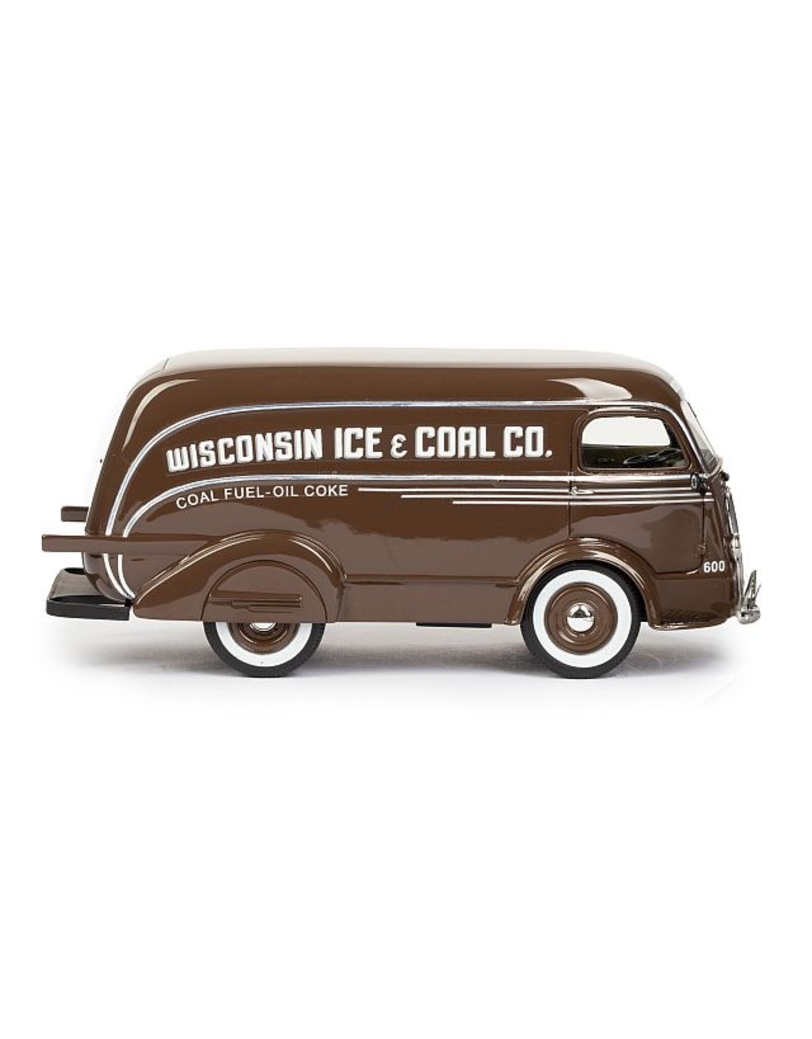 International Harvester International D-300(1938)Wisconsin Ice Co. Van No.600(brown)