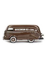 International Harvester International D-300(1938)Wisconsin Ice Co. Van No.600(brown)