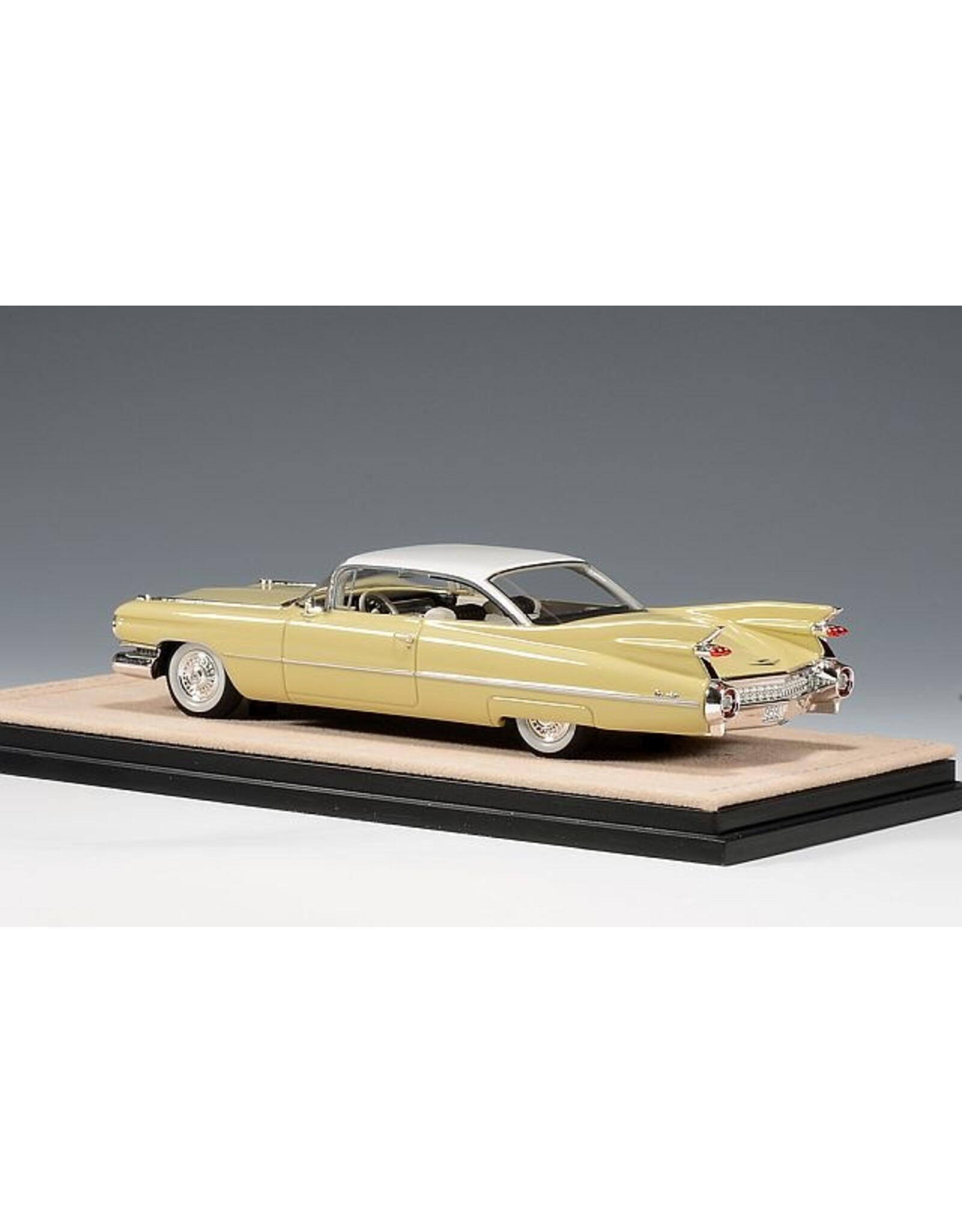 Cadillac(General Motors) Cadillac Coupe Deville(1959)Gotham gold