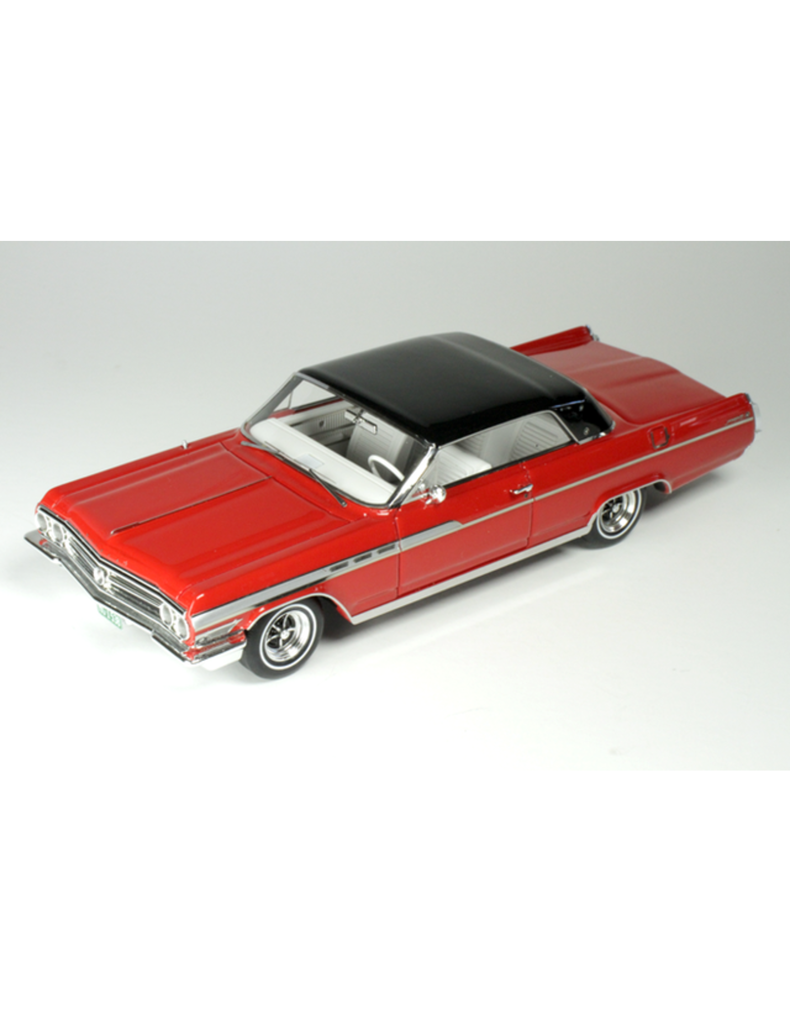 Buick Buick Wildcat(1963)red & black roof