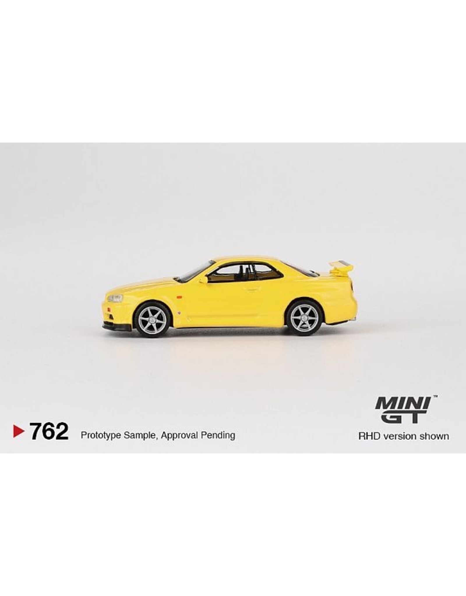 Nissan by Nismo Nissan Skyline GT-R(R34)V-Spec(1999)Lightning yellow