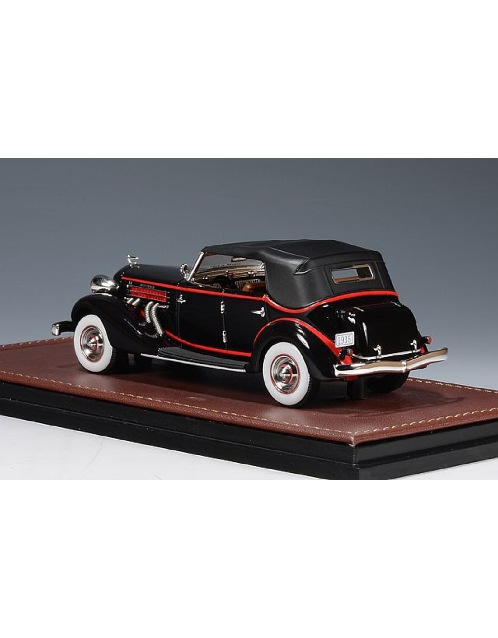 Auburn Auburn 851 Super Charged Phaeton(1935)close roof(black)