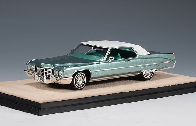Art-Toys - Cadillac Coupe DeVille(1971)Adriatic turquoise metallic