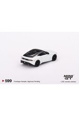 Nissan Nissan Z Performance(2023)Everest white(LHD)