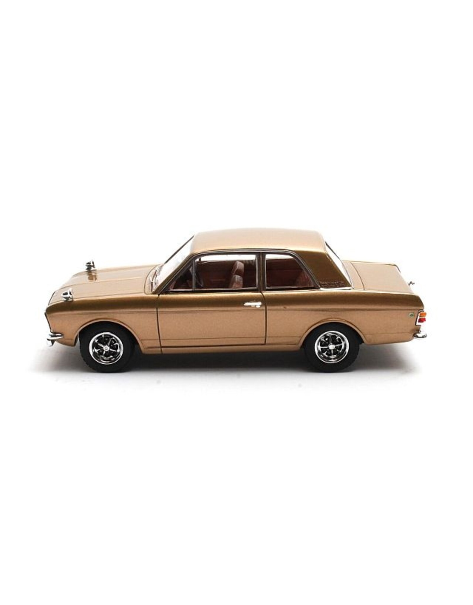 Ford by Lotus Ford Cortina Lotus(1966-70)gold