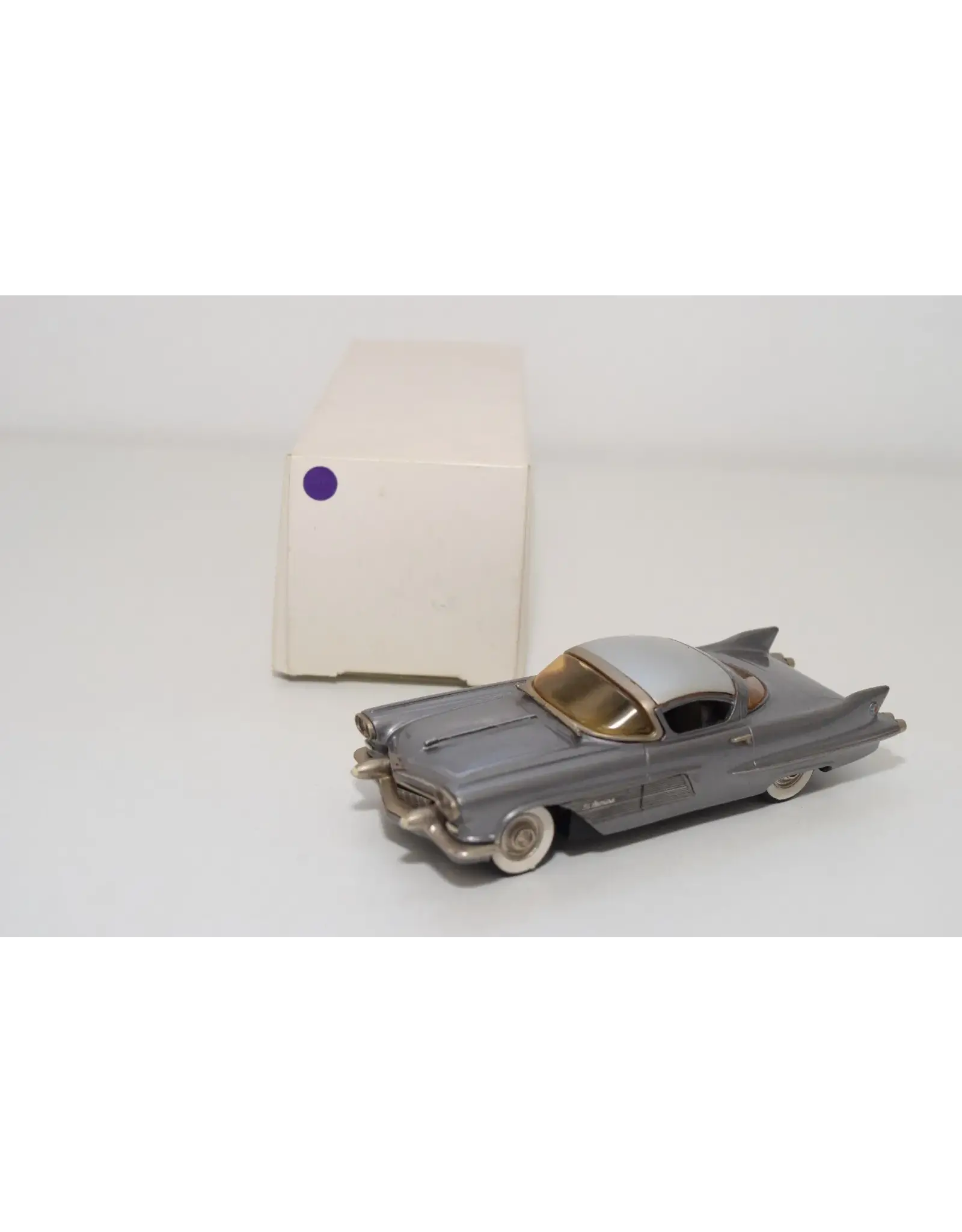 Cadillac(General Motors) Cadillac El Camino(1954)matt silver