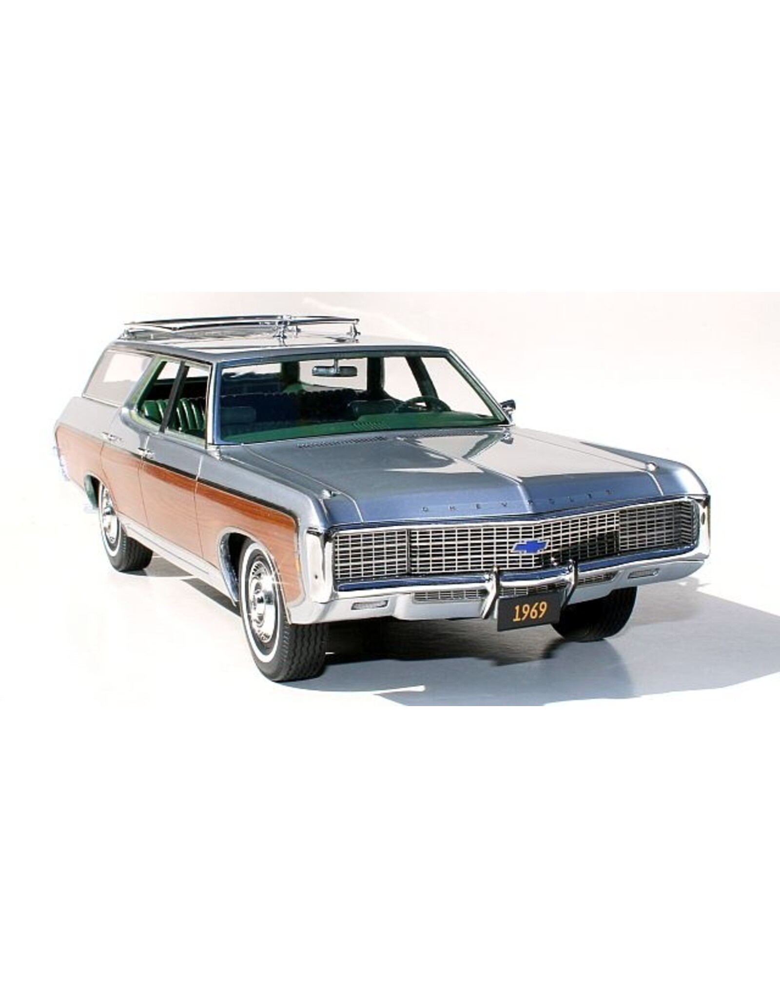 Chevrolet Chevrolet Kingswood Estate(1969)Cortez silver