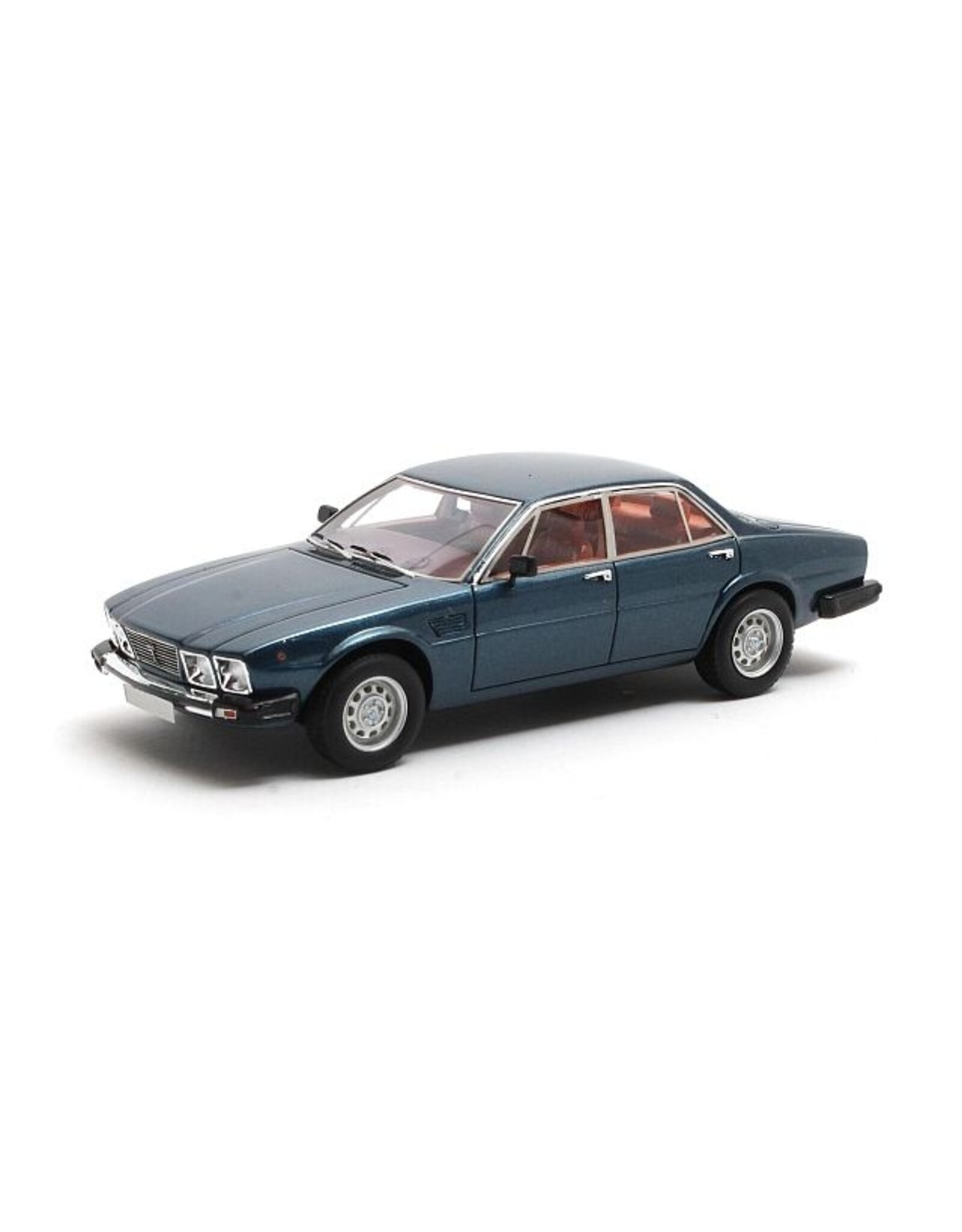 De Tomaso De Tomaso Deauville Series 2(1978-85)blue metallic