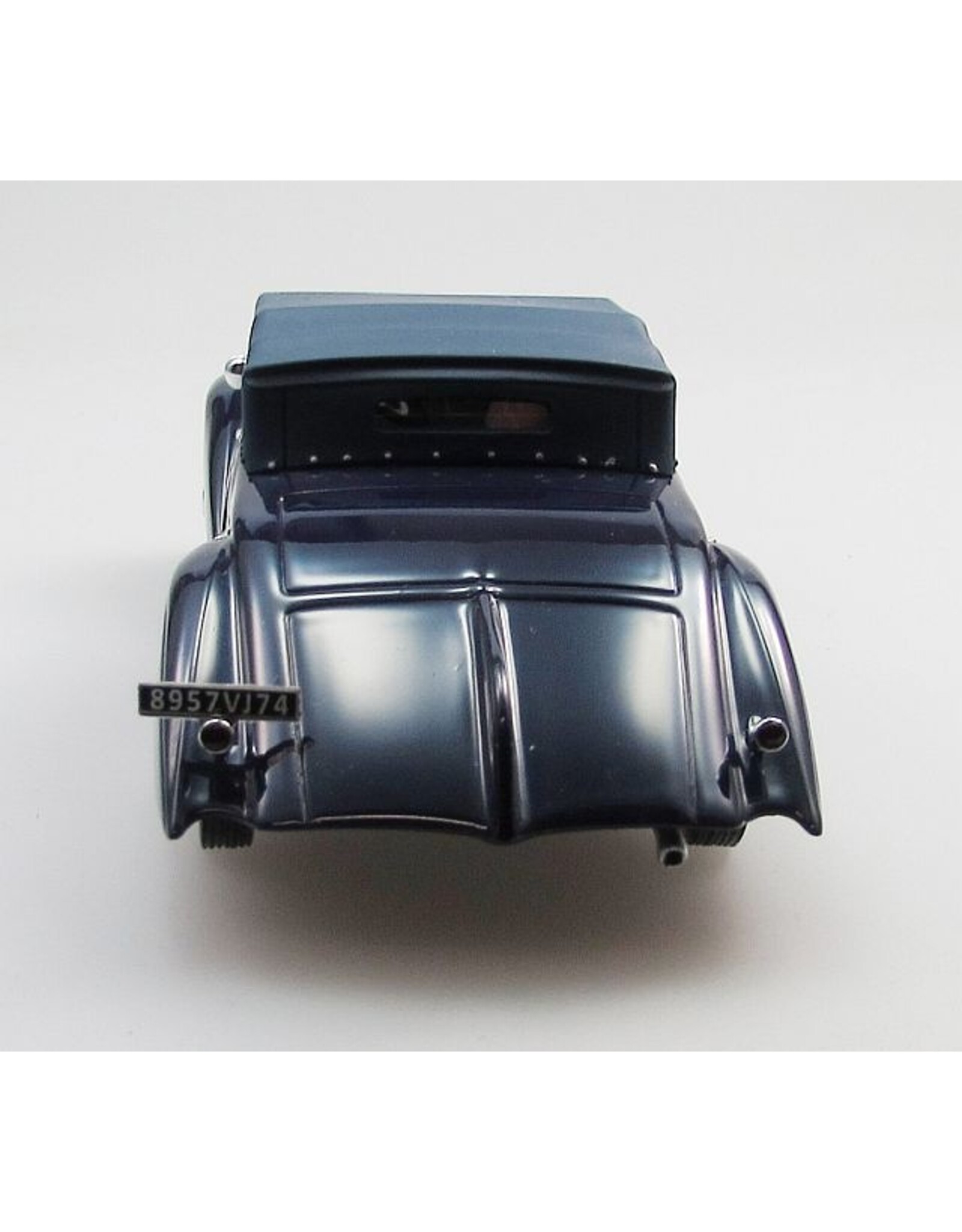 Delage by Chapron Delage D-8-85 Clabot by Henri Chapron(1935)closed roof(no back bumper/2 extra front lights)dark blue