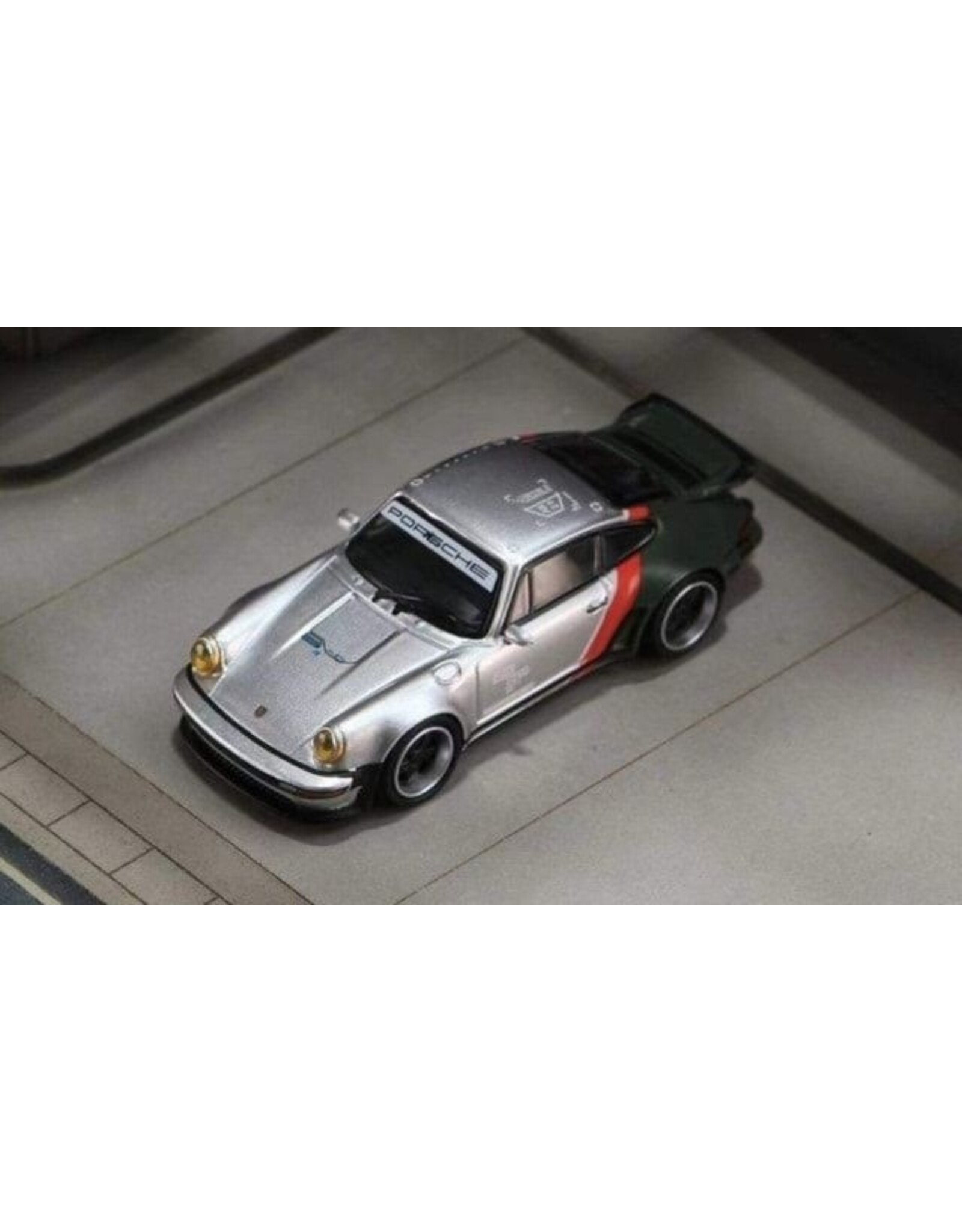 Singer Singer Turbo Study(silver metallic/red/dark green)