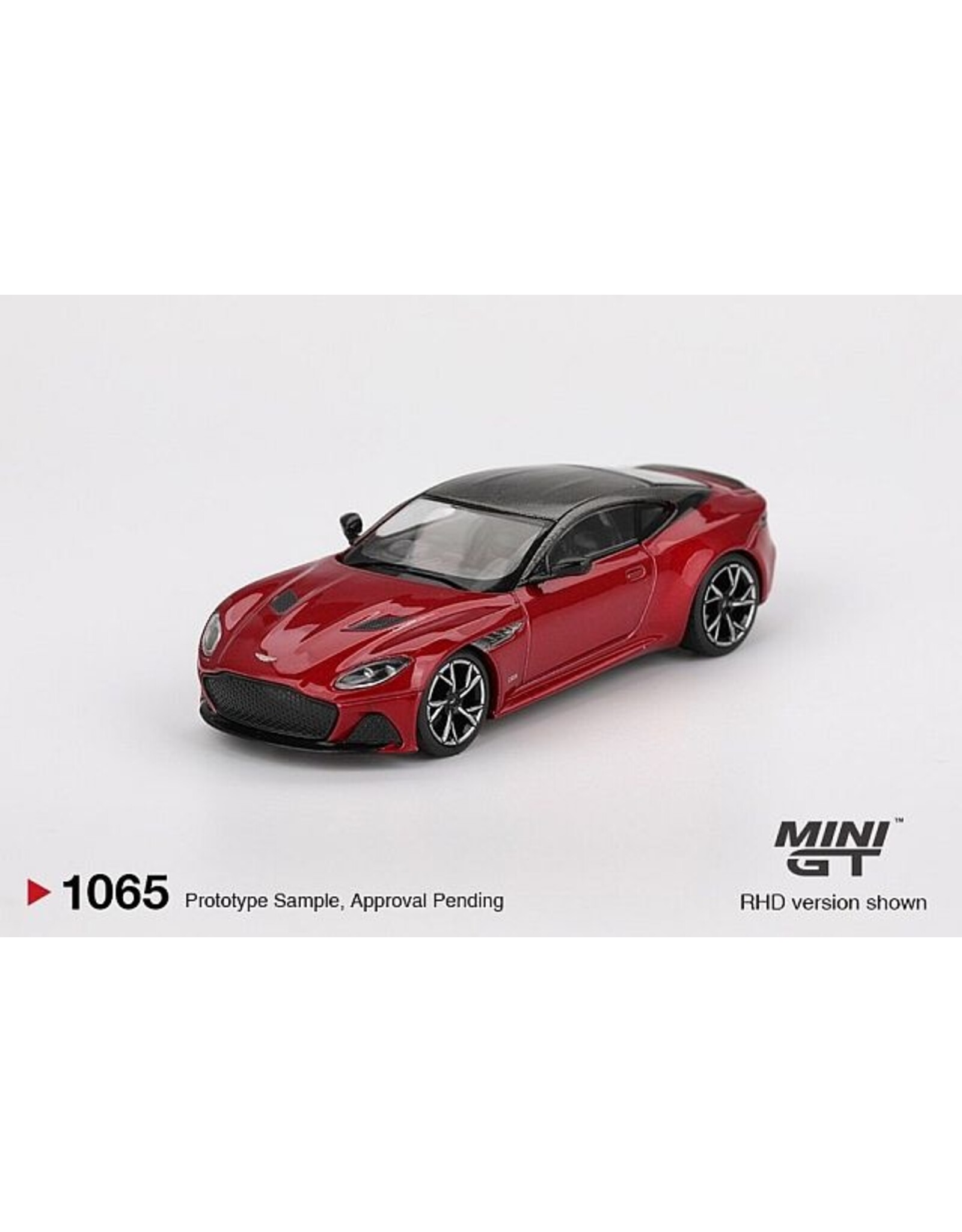 Aston Martin Aston Martin DBS(hyper red)2023