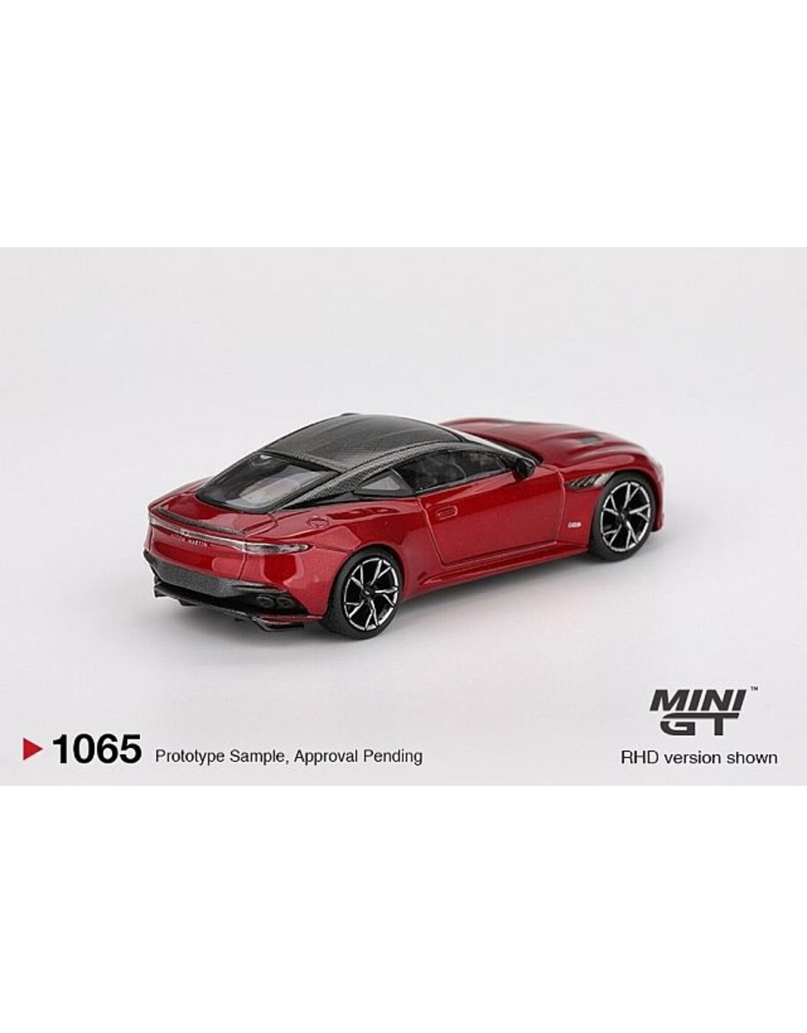 Aston Martin Aston Martin DBS(hyper red)2023