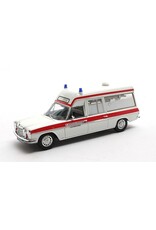 Mercedes-Benz Mercedes-Benz V114 "Visser Ambulance" (1969-73)St.Bonifacius Lichtenvoorde