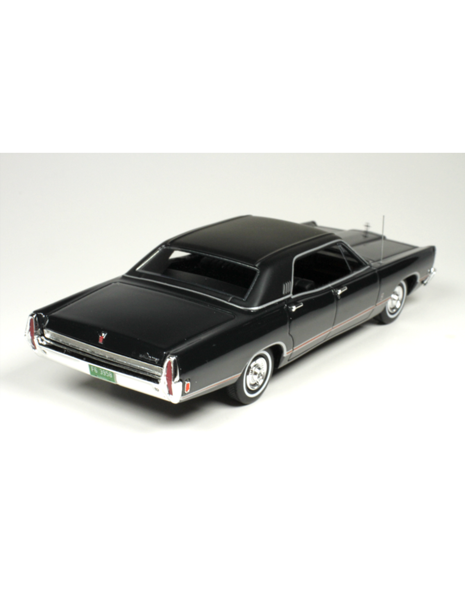 Mercury Mercury Brougham(1968)black