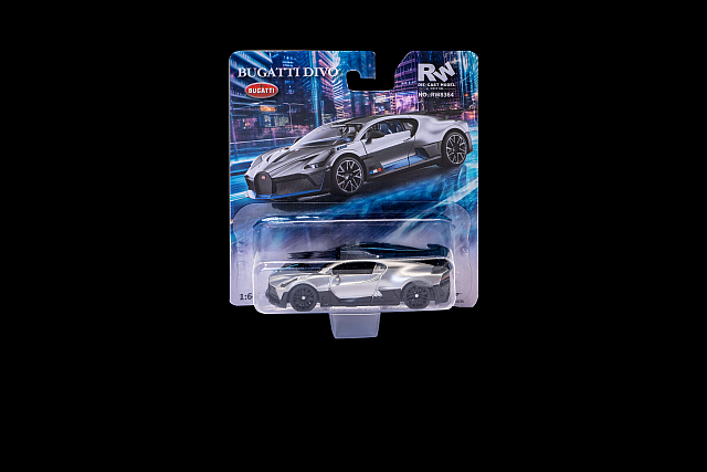 RE.EL.Toys BUGATTI DIVO SILVER 1:18