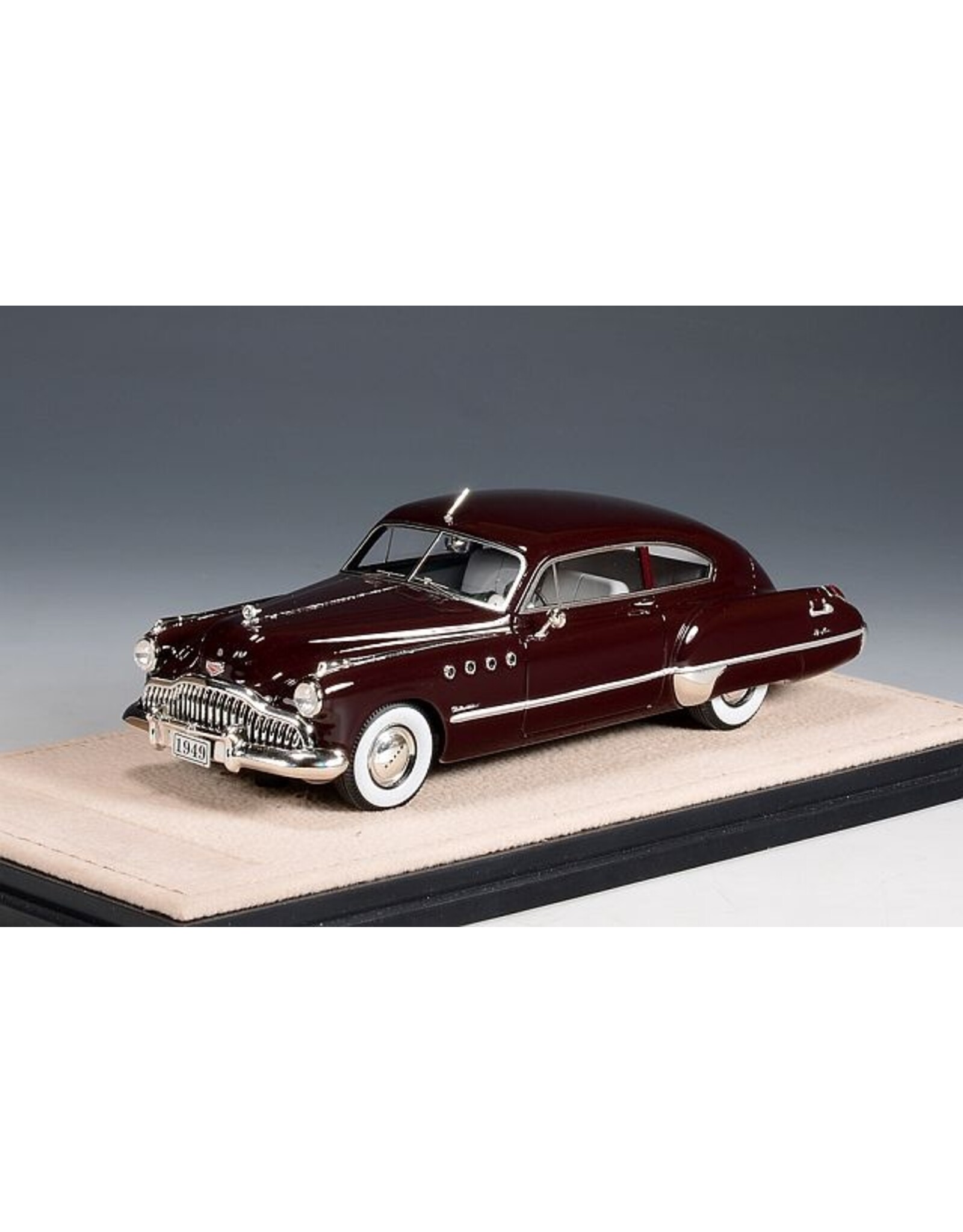 Buick Buick Roadmaster Sedanette(1949)Royal maroon