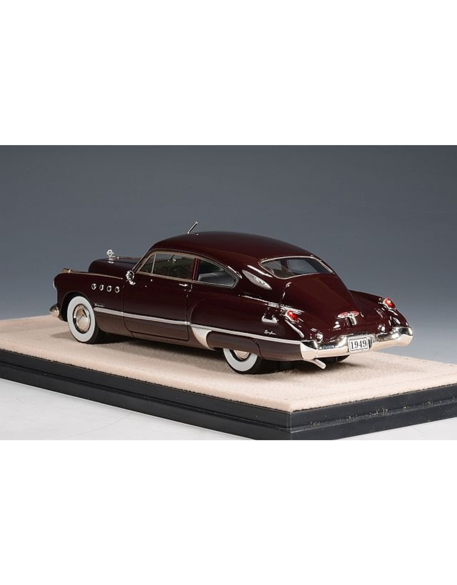 Buick Buick Roadmaster Sedanette(1949)Royal maroon
