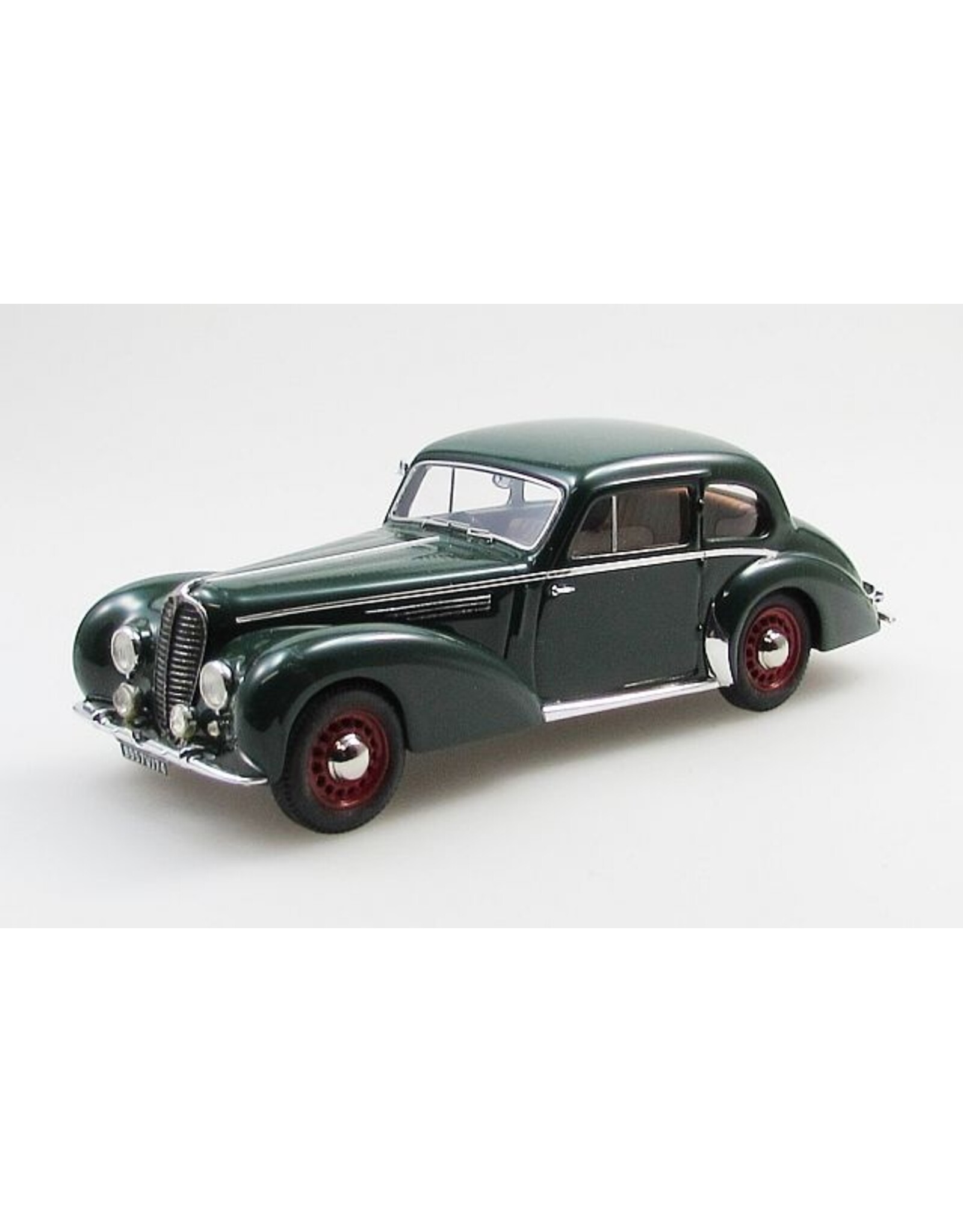 Delahaye by Chapron Delahaye 135 5-window coupé by Chapron(1947)with disc wheels(green/red)